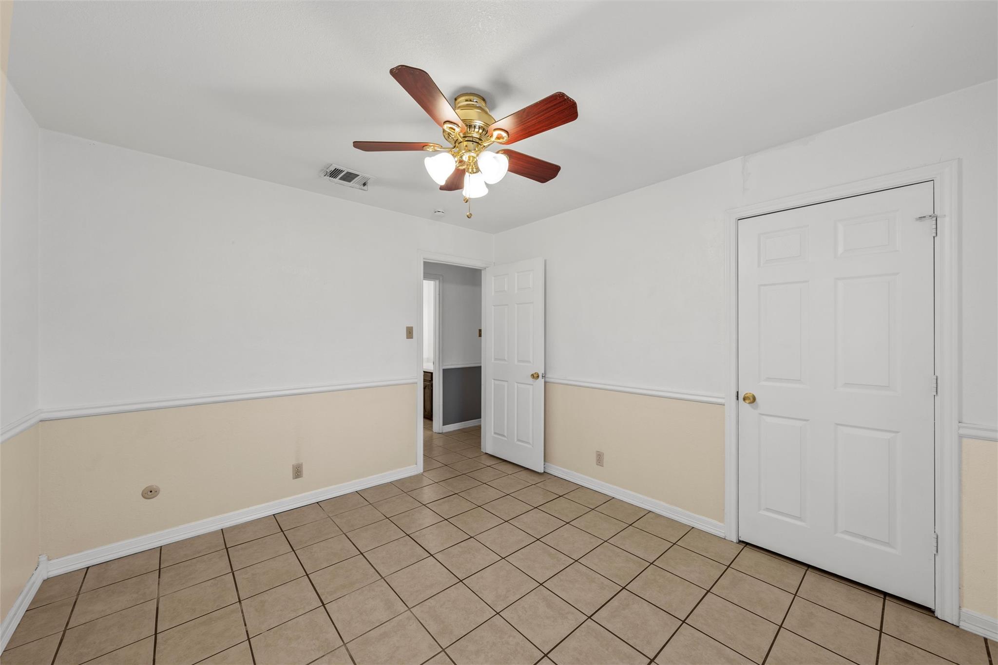 103 Spring Lake Dr, Waco, TX 76705