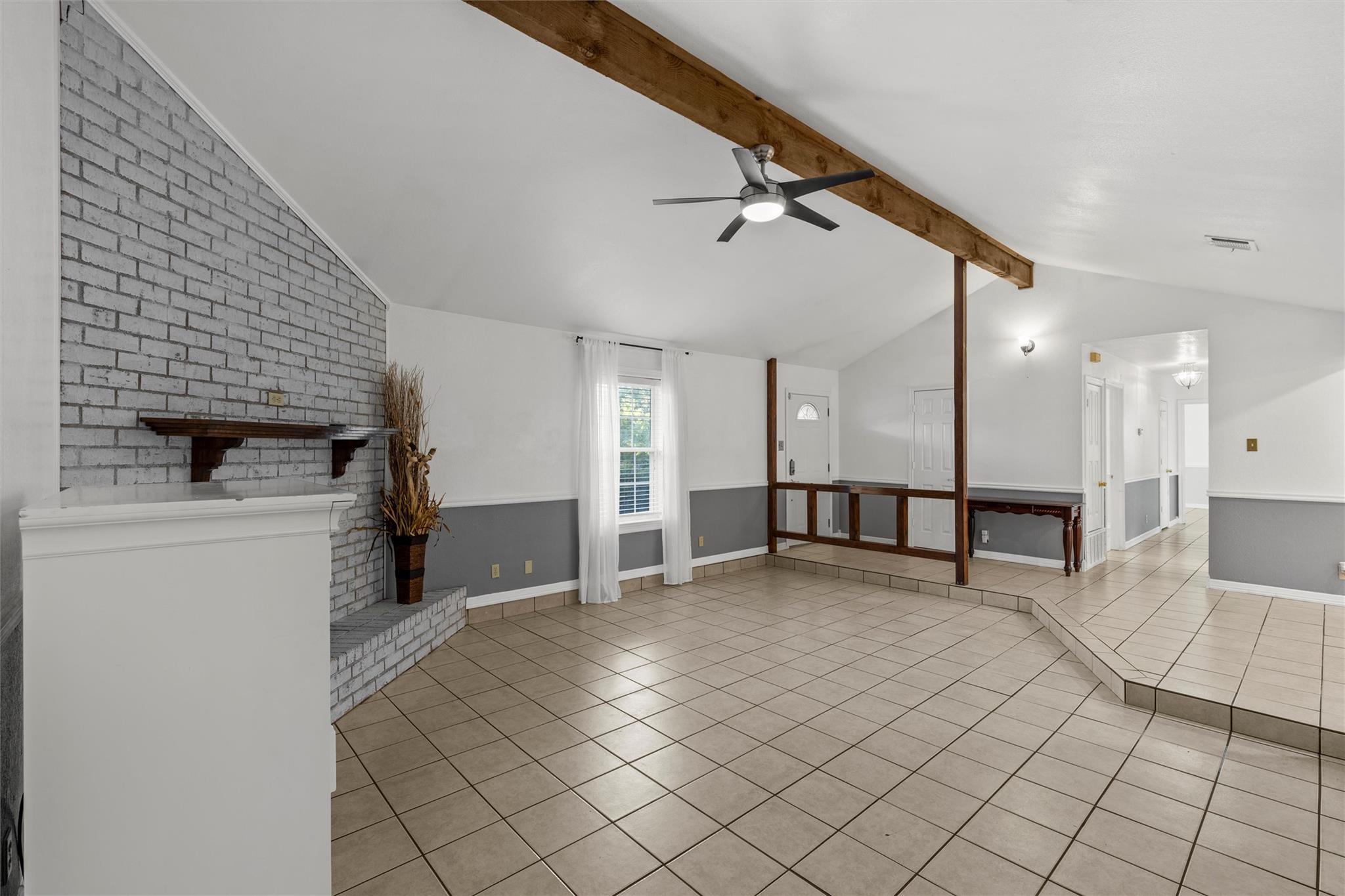 103 Spring Lake Dr, Waco, TX 76705