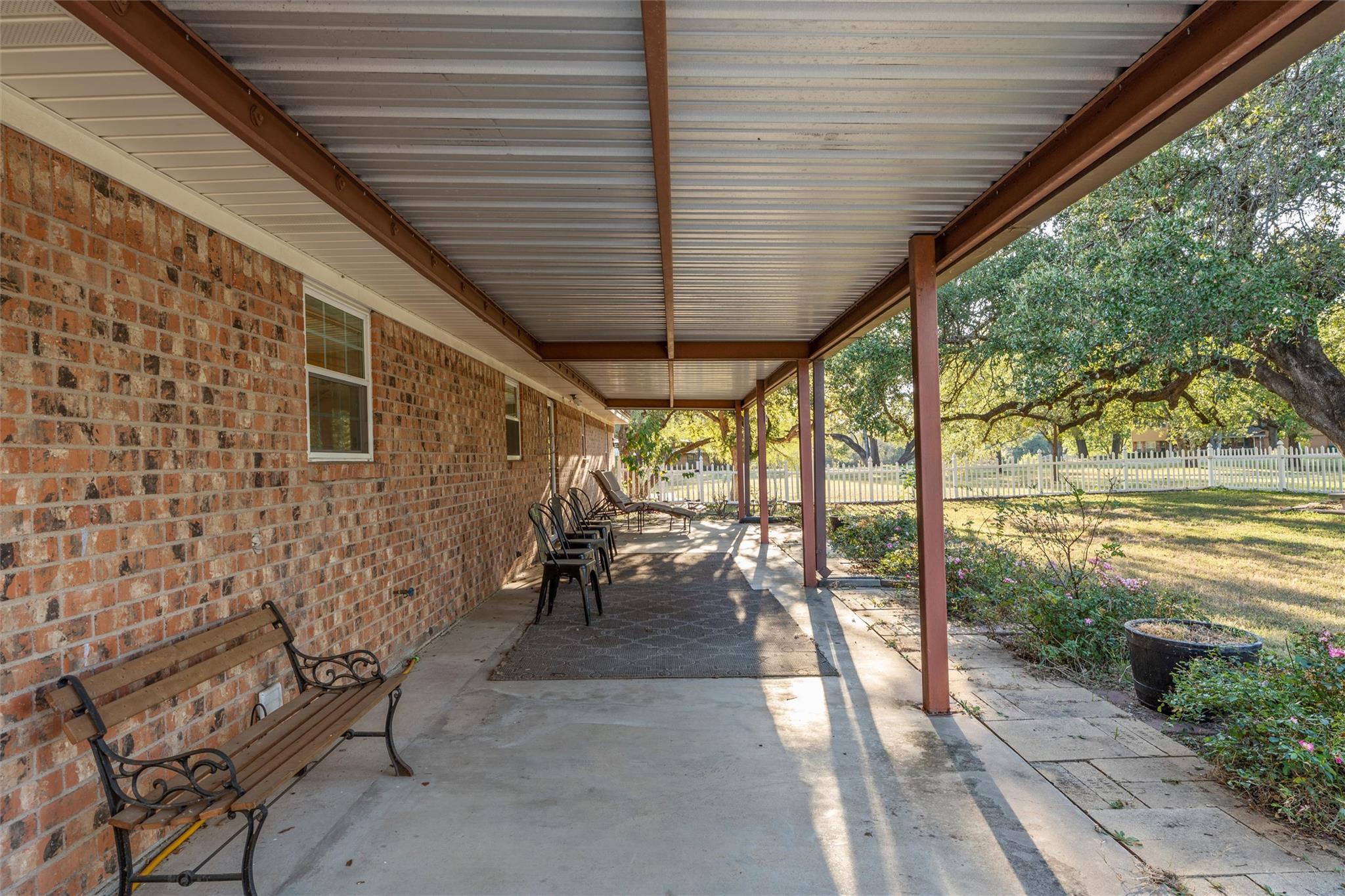 103 Spring Lake Dr, Waco, TX 76705