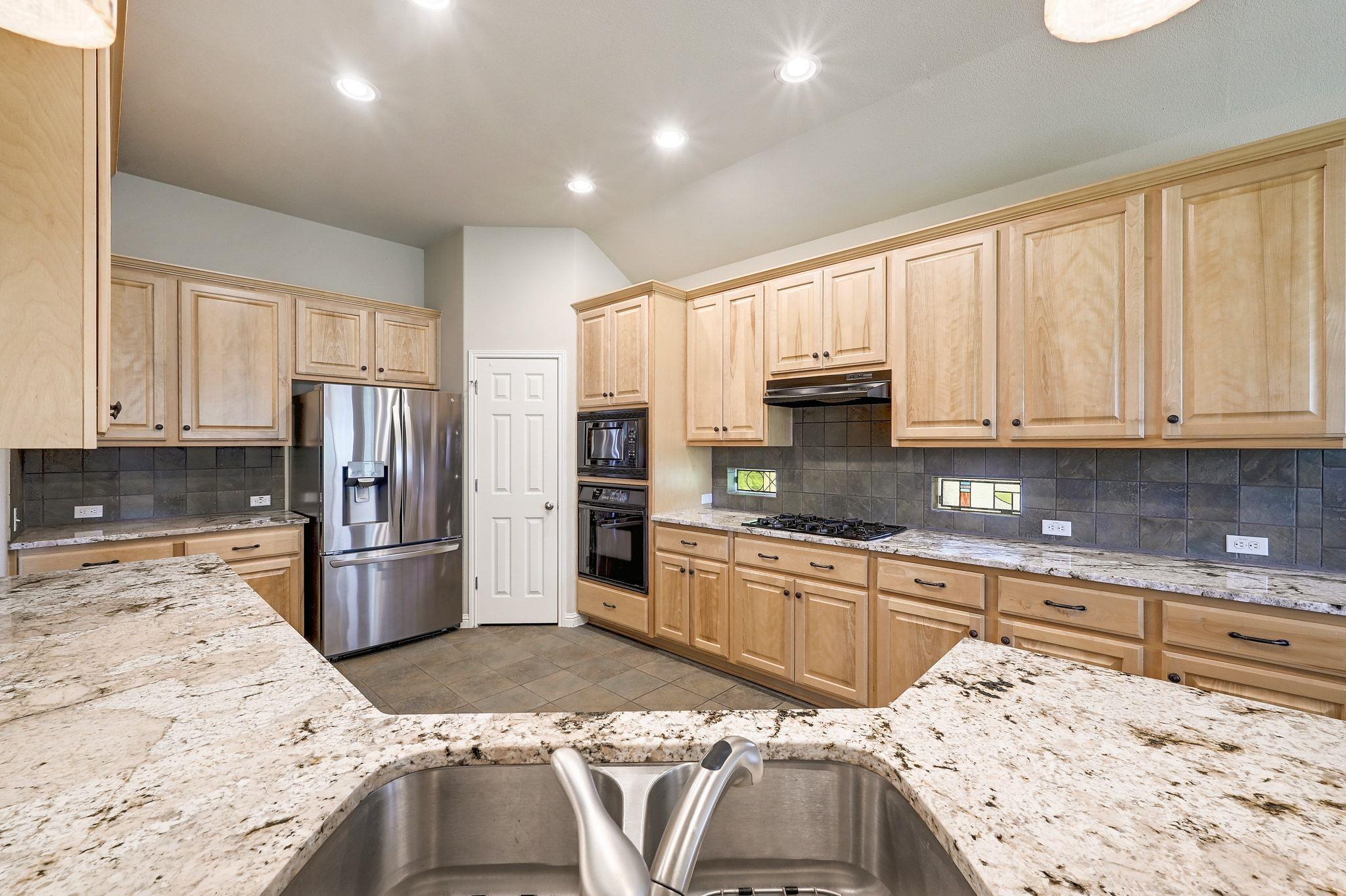 1203 Canyon Maple Rd, Pflugerville, TX 78660