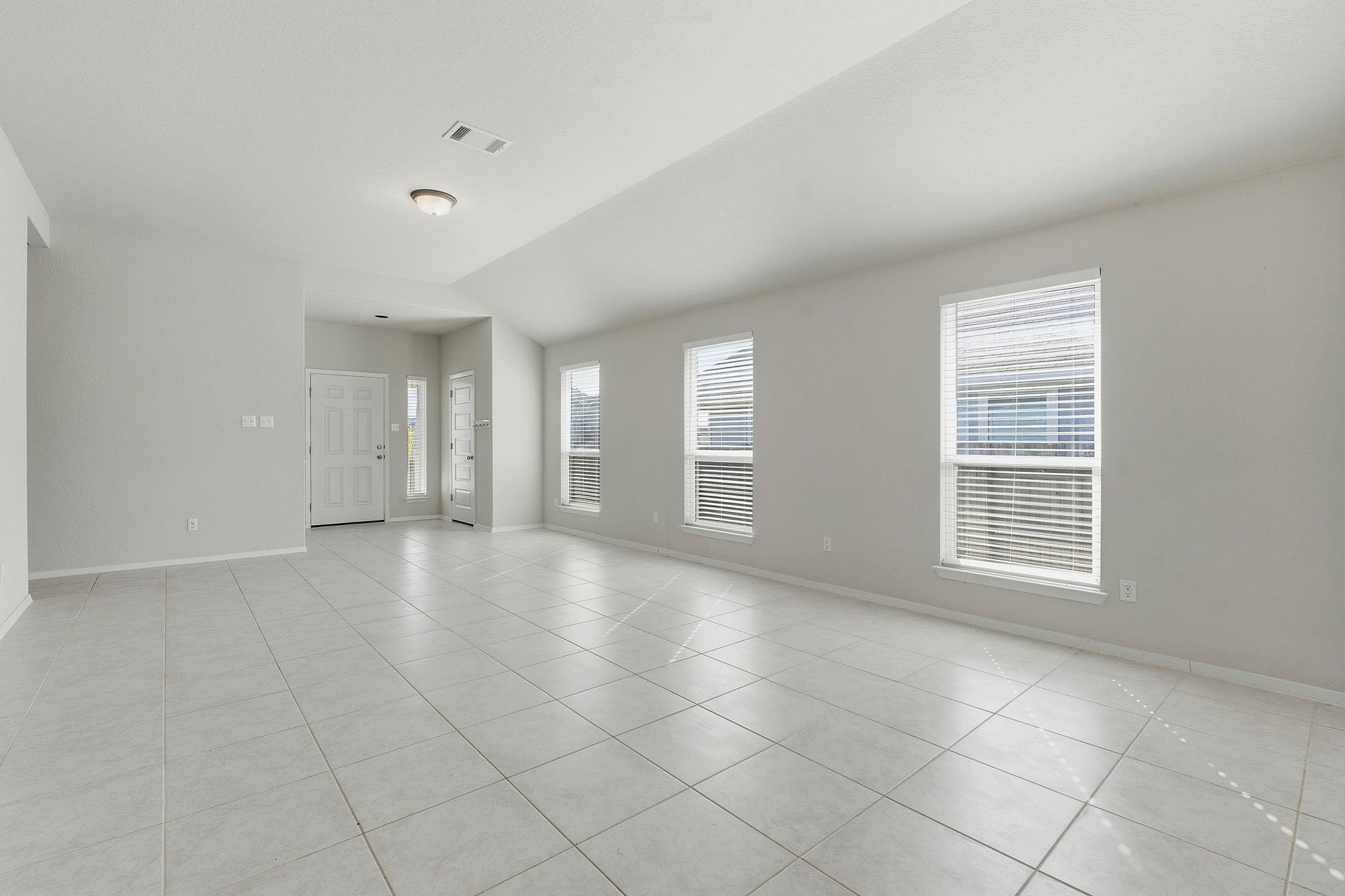 209 Stein Rd, Georgetown, TX 78626