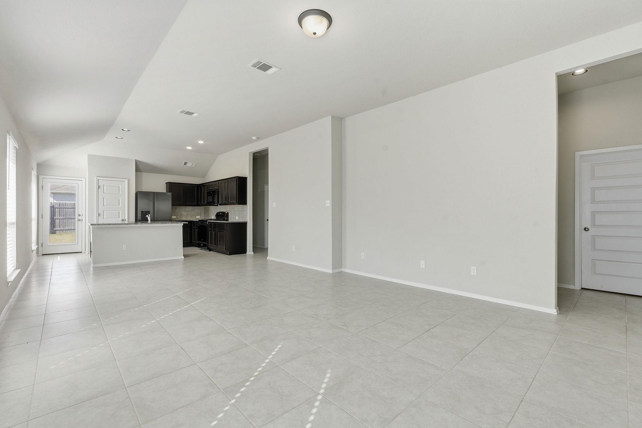 209 Stein Rd, Georgetown, TX 78626