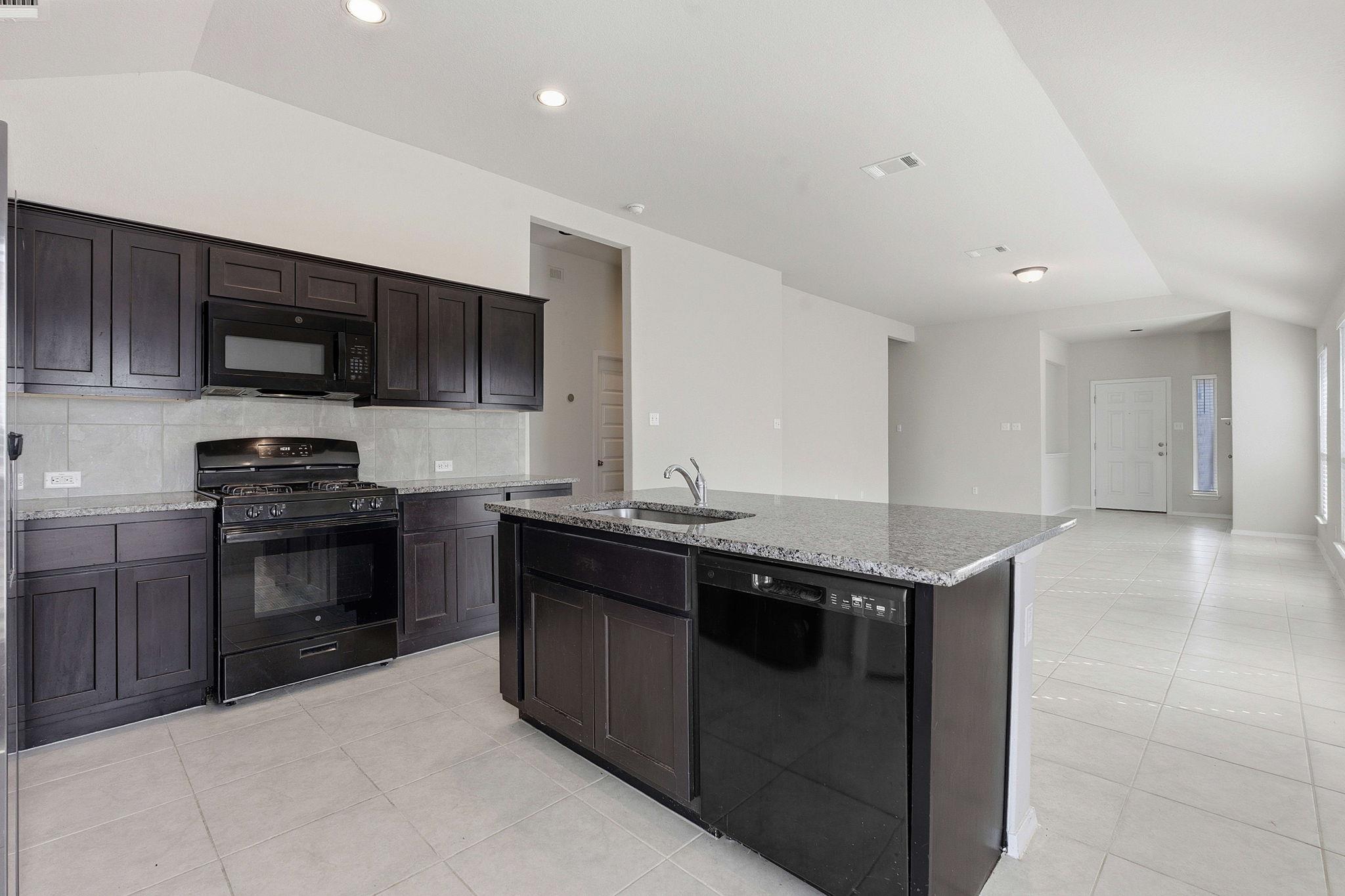 209 Stein Rd, Georgetown, TX 78626