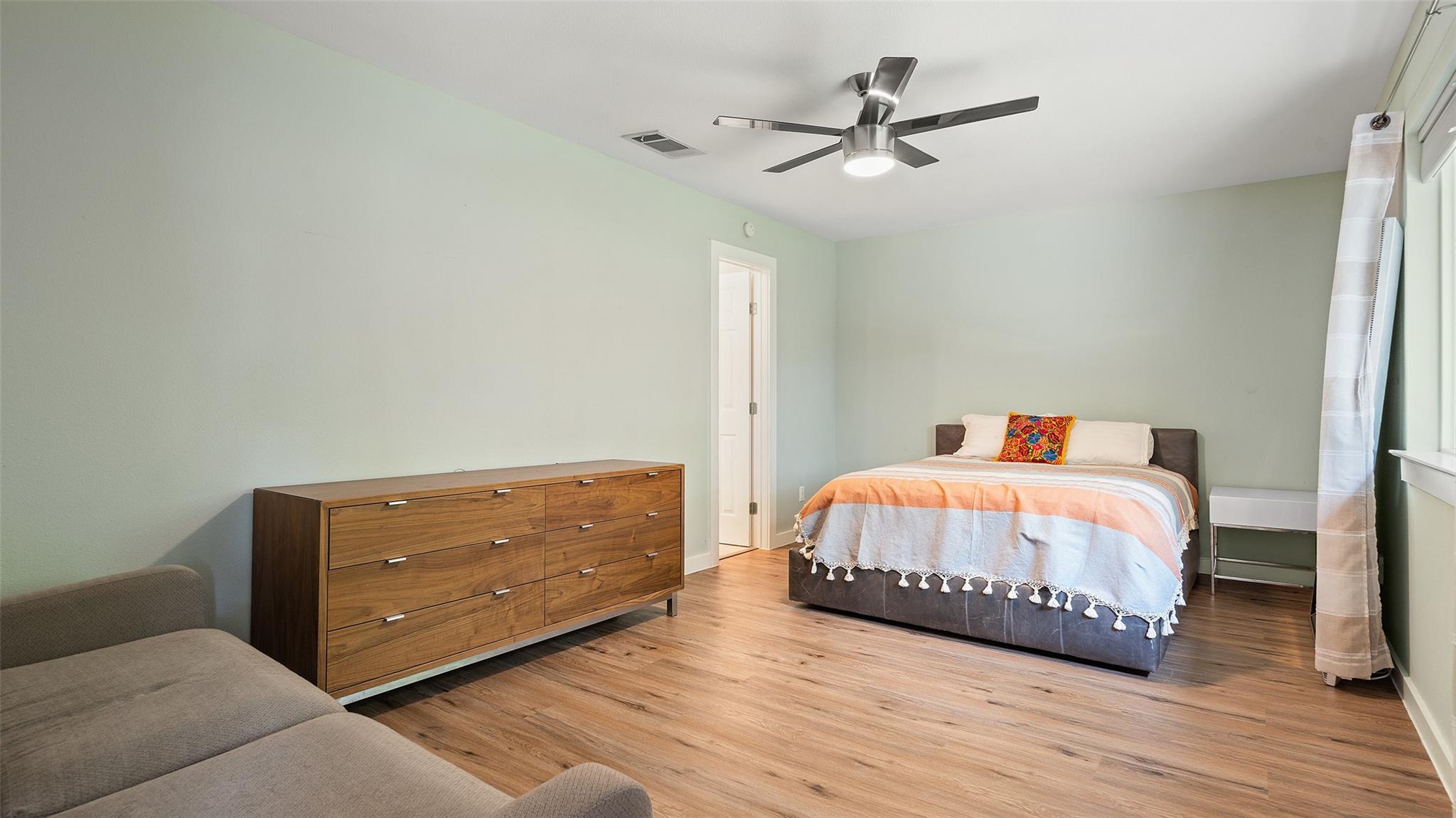 8512 Birmingham Dr, Austin, TX 78748