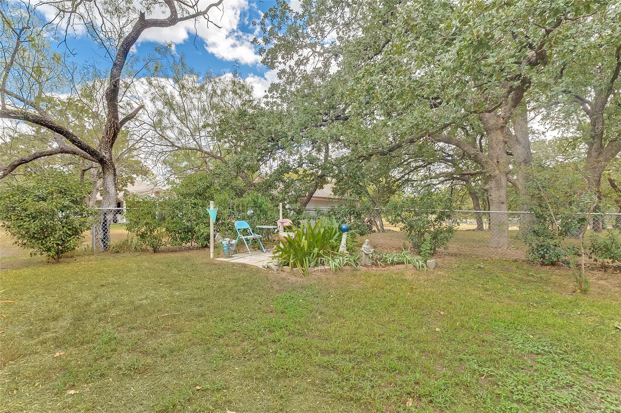 106 Redbird St, Marble Falls, TX 78654