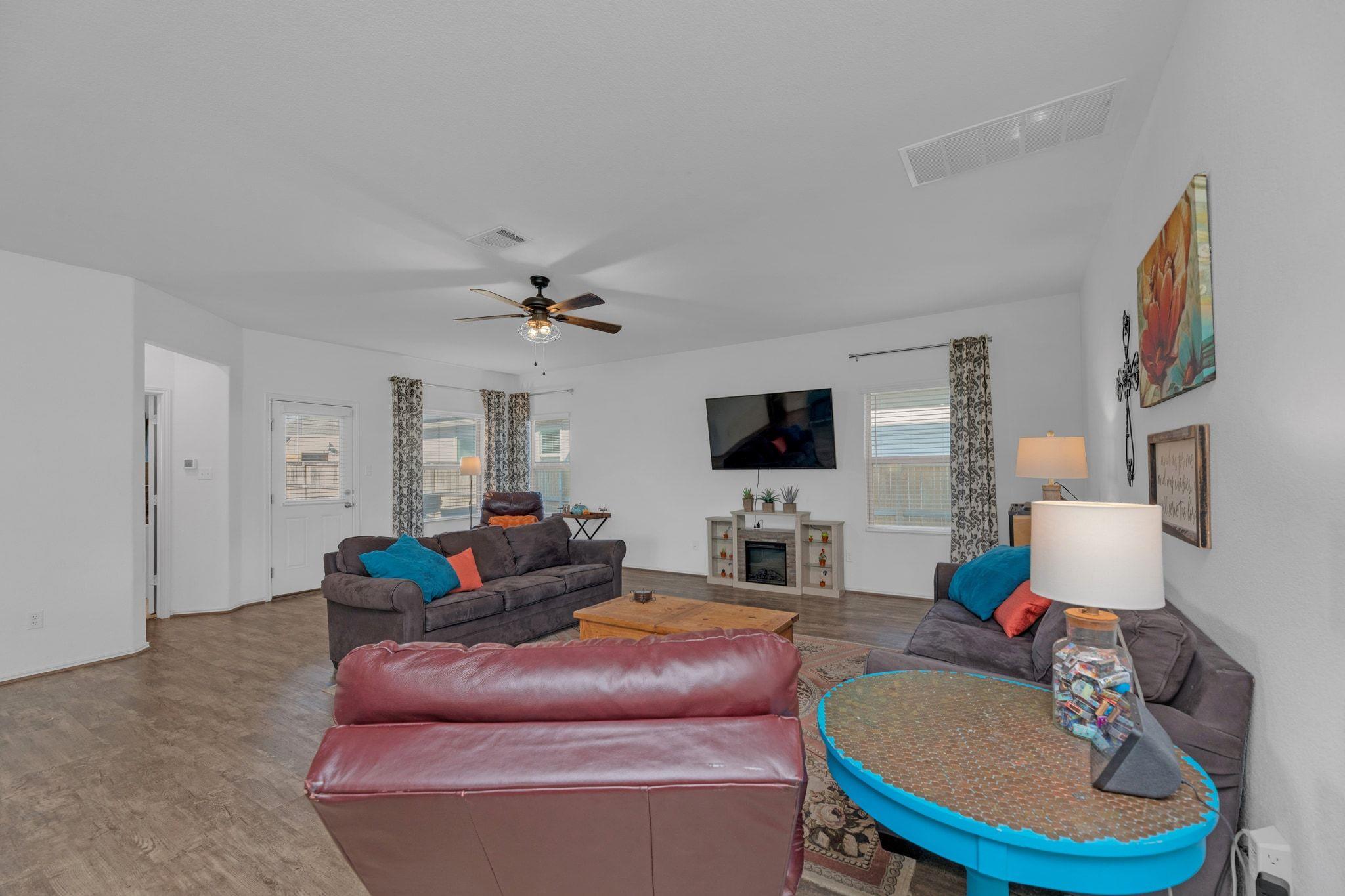 400 Xanadu Dr, Jarrell, TX 76537