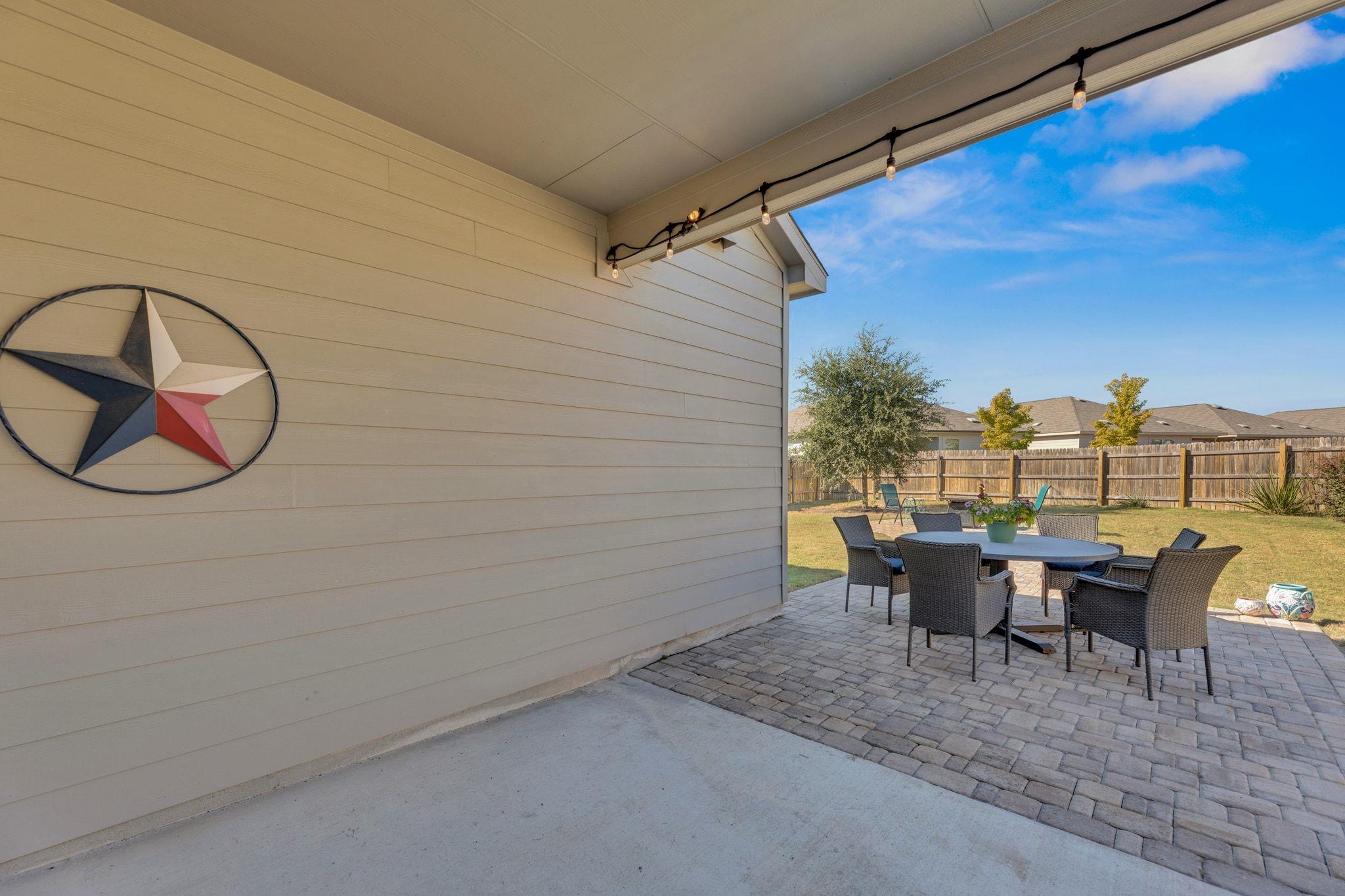 400 Xanadu Dr, Jarrell, TX 76537