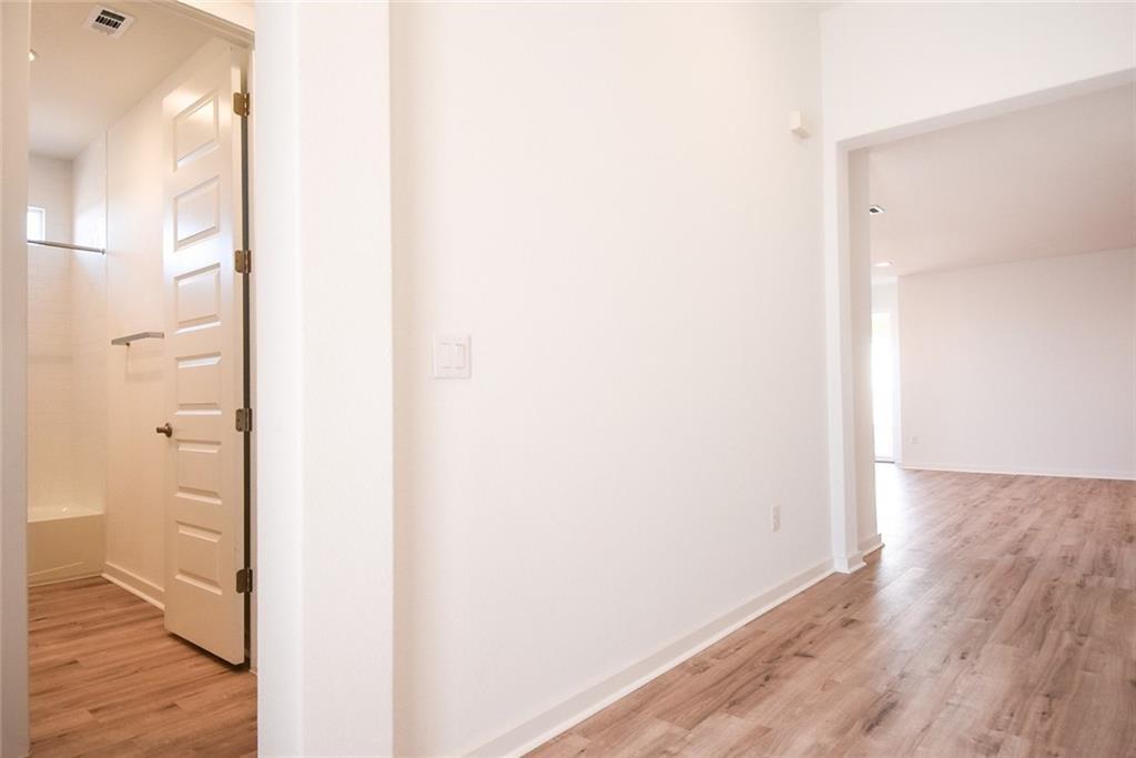 101 Indian Shoal Dr, Georgetown, TX 78628