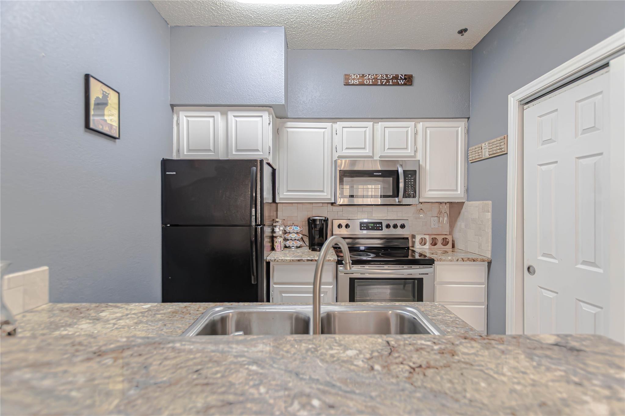 3404 American Dr # 3226, Lago Vista, TX 78645