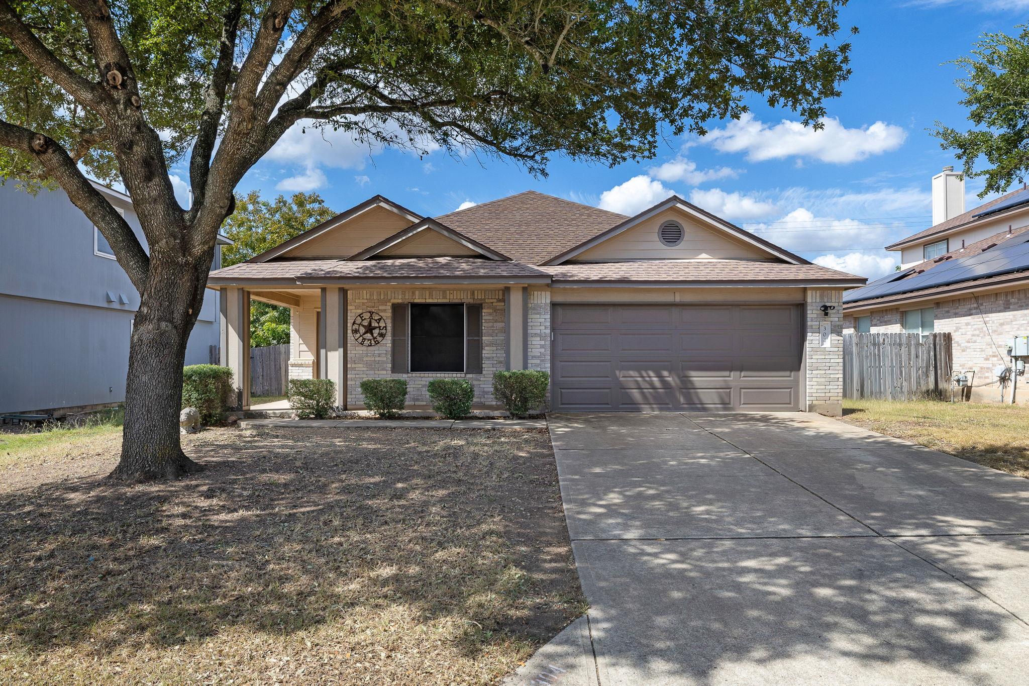 304 Paige Bnd, Hutto, TX 78634