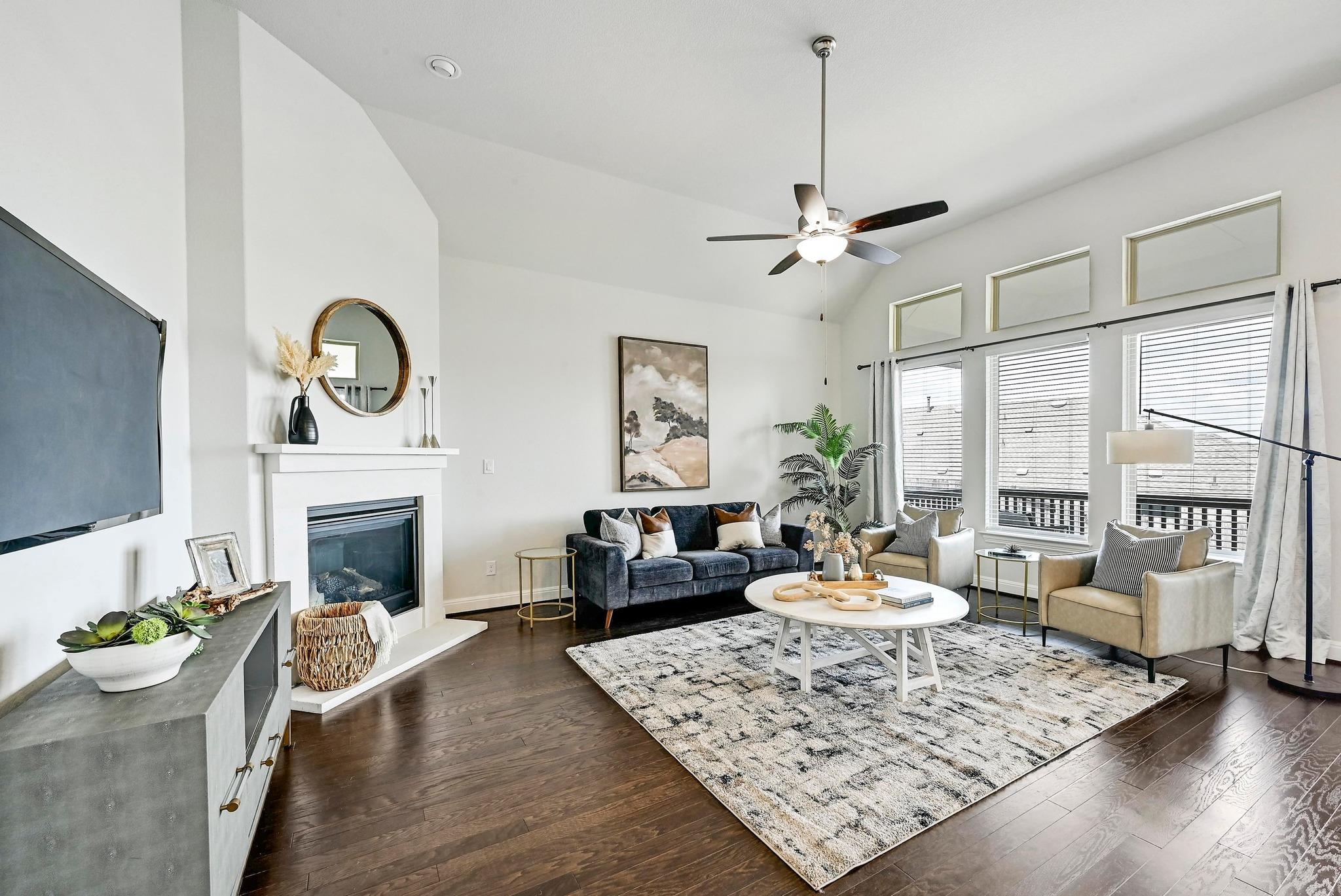 2033 Elk Creek Dr, Leander, TX 78641