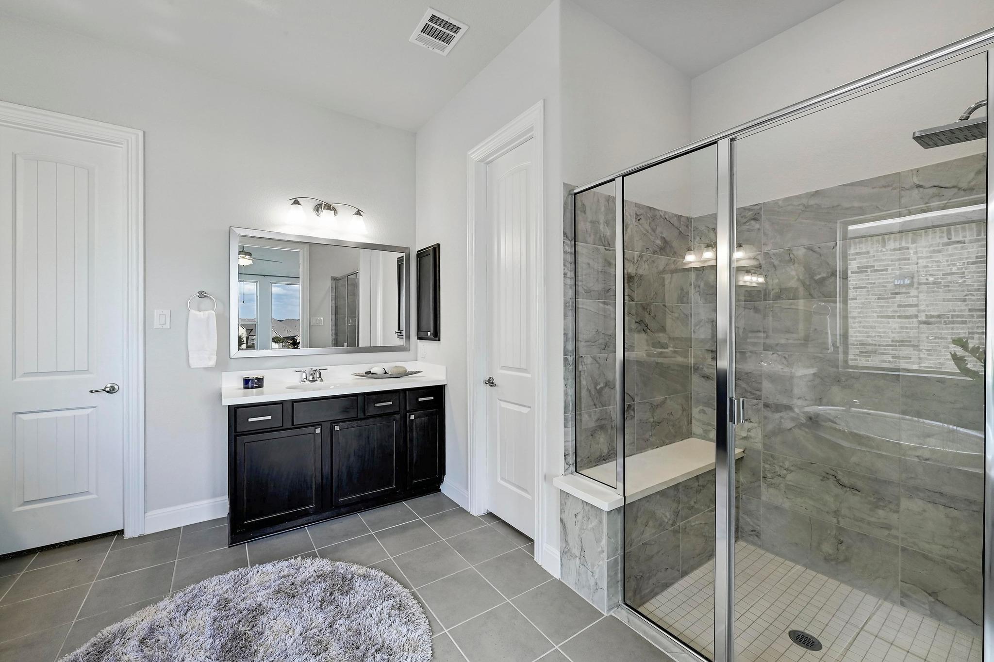 2033 Elk Creek Dr, Leander, TX 78641