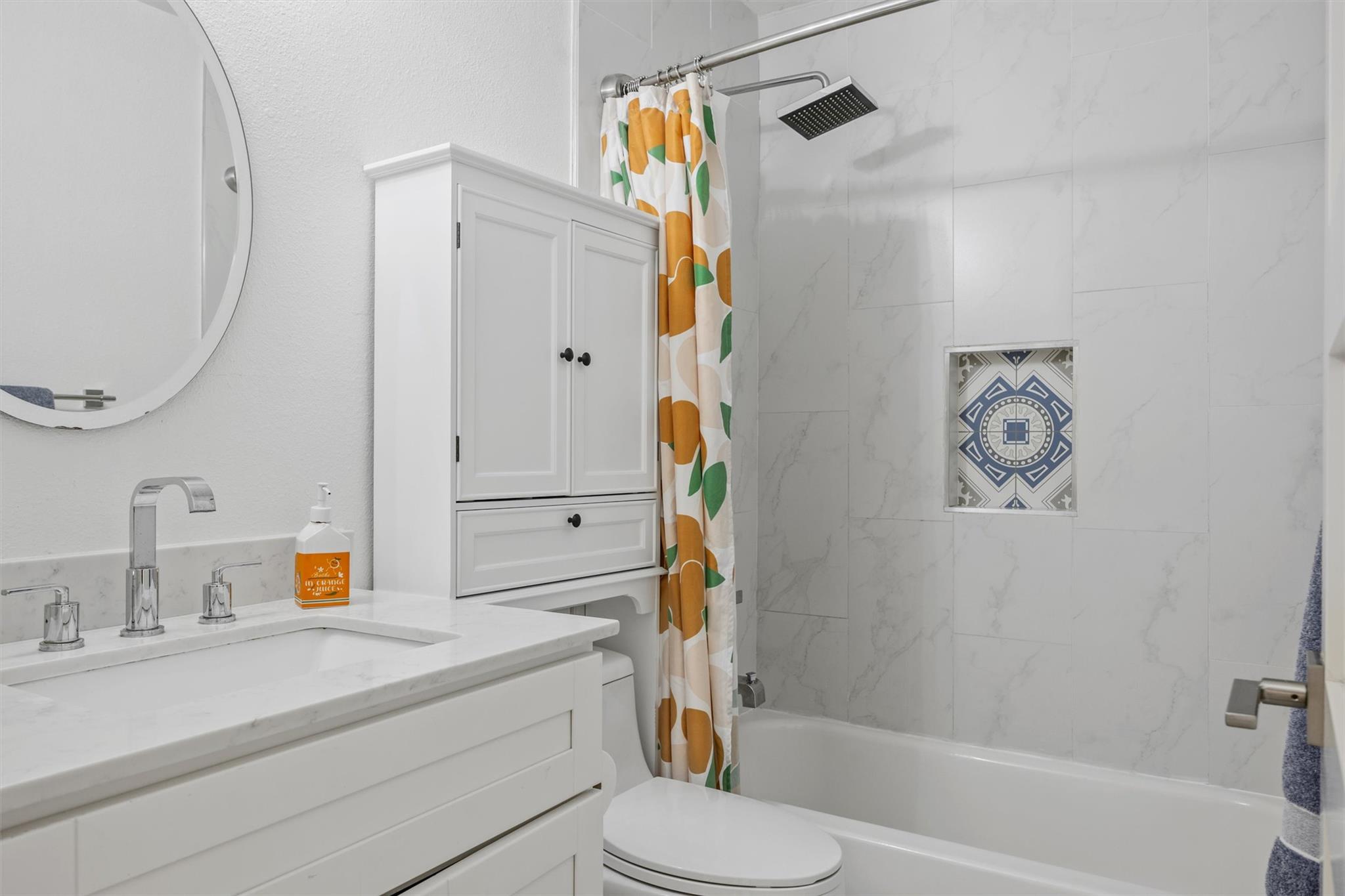 8605 Putnam Dr # 202, Austin, TX 78757