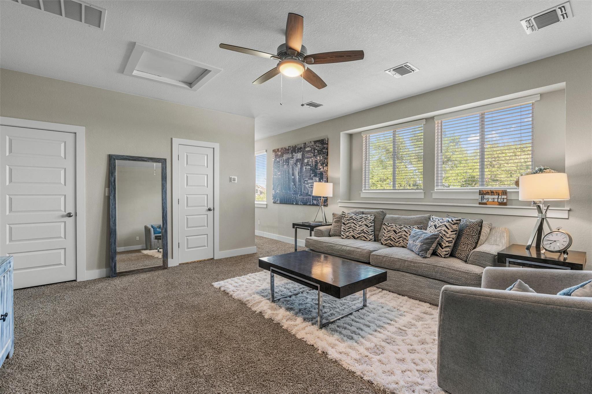 533 Mallow Rd, Leander, TX 78641