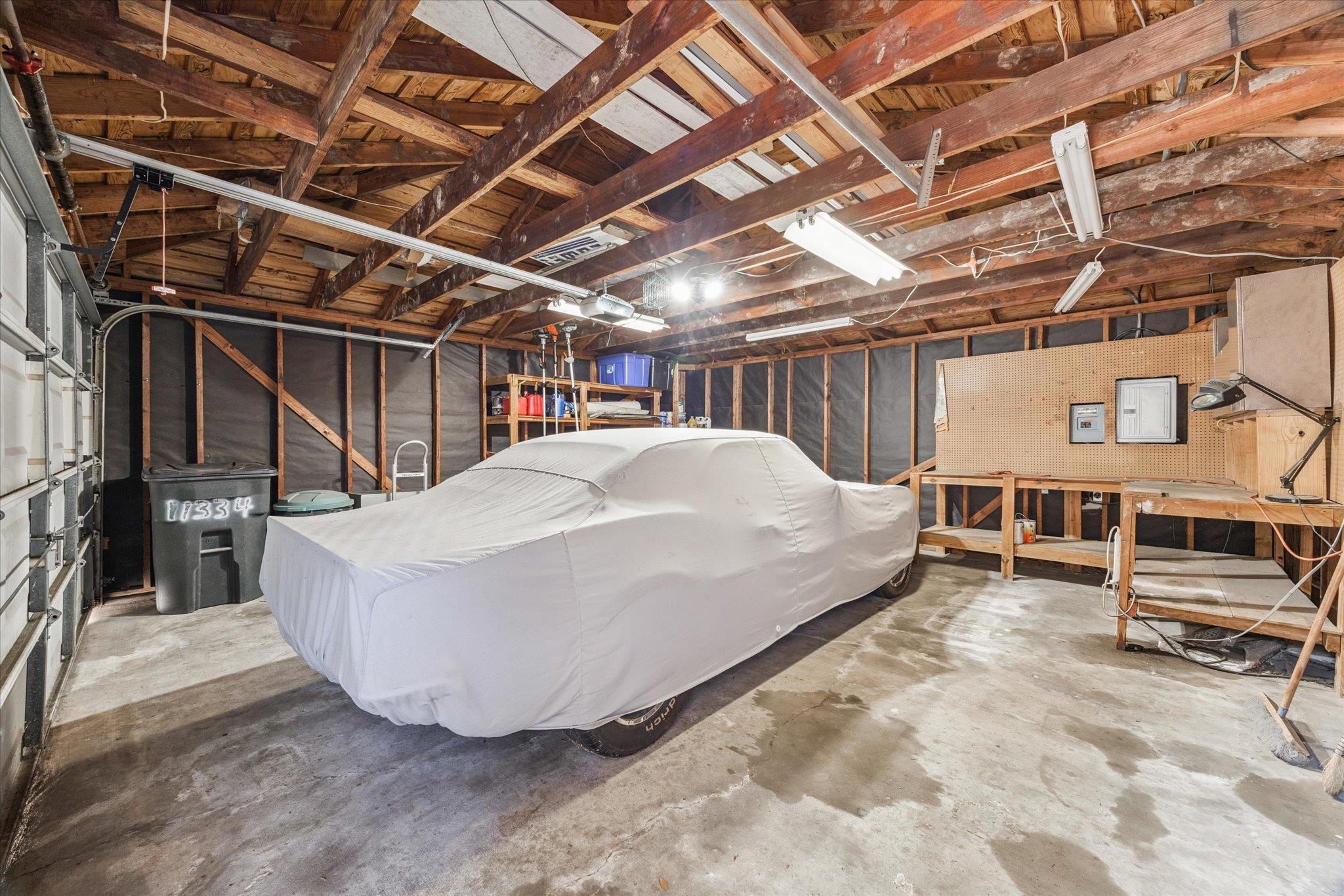 11334 Chevy Chase, Houston, TX 77077