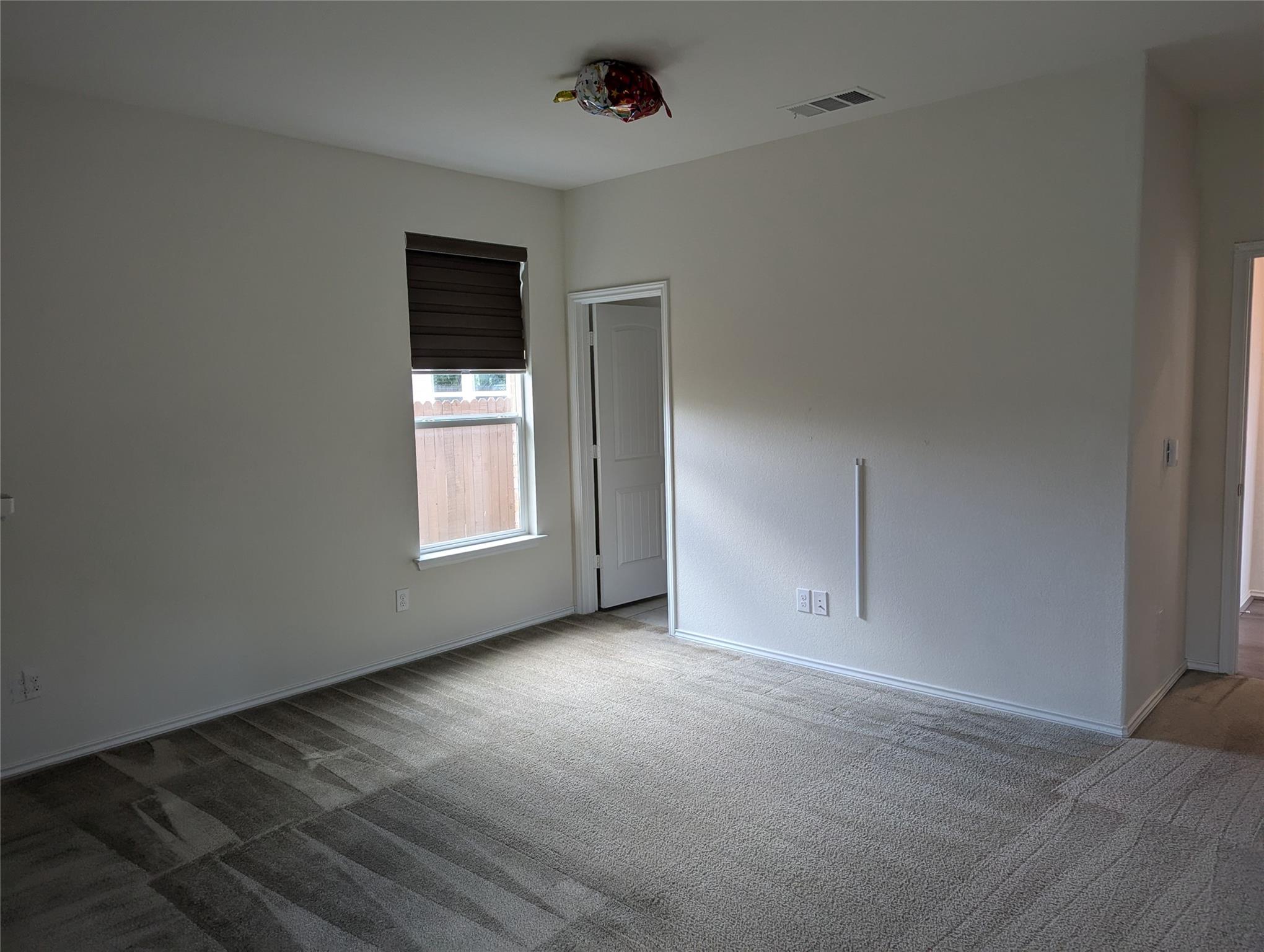 612 Ayinger Ln, Austin, TX 78728