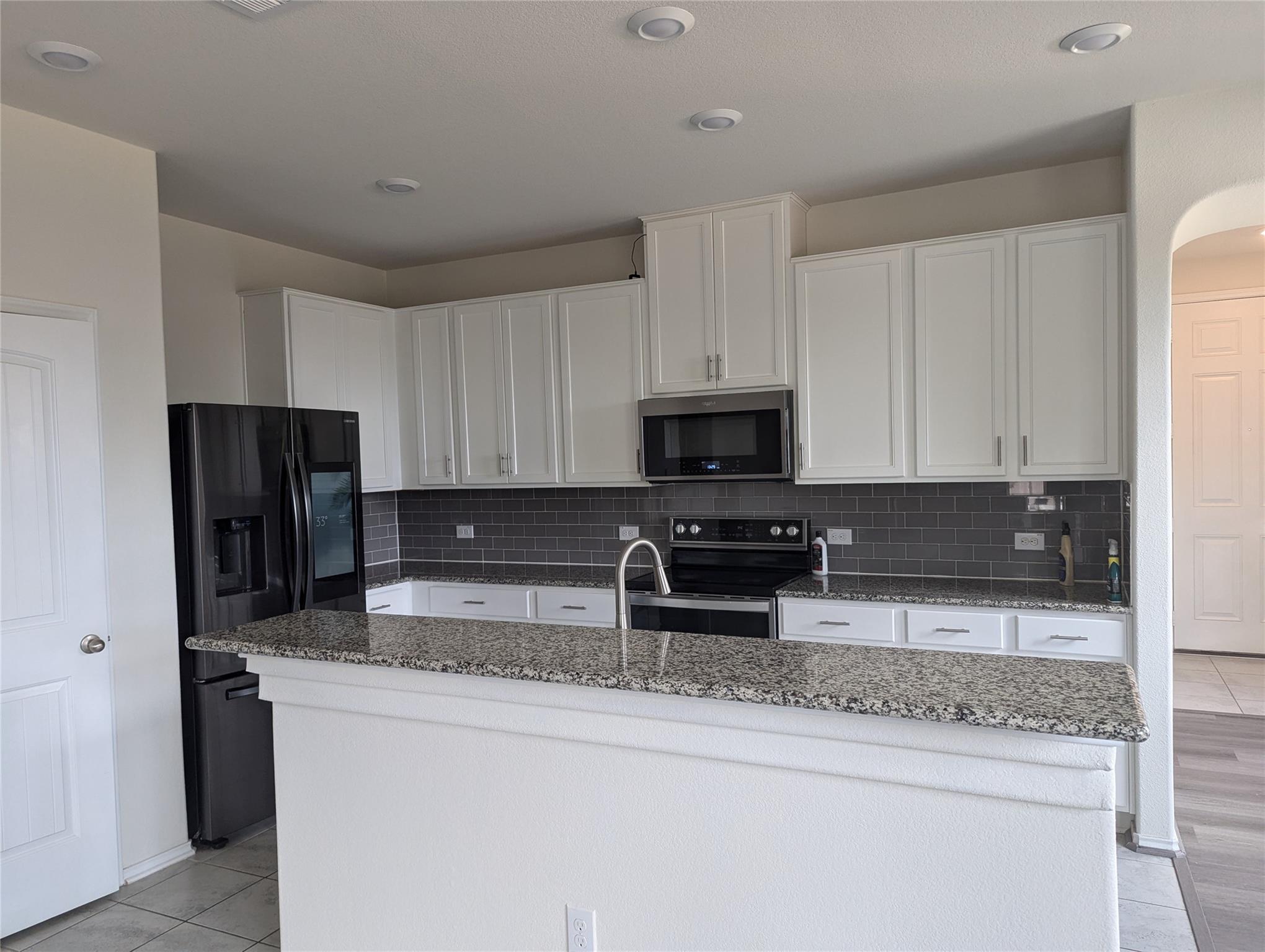 612 Ayinger Ln, Austin, TX 78728