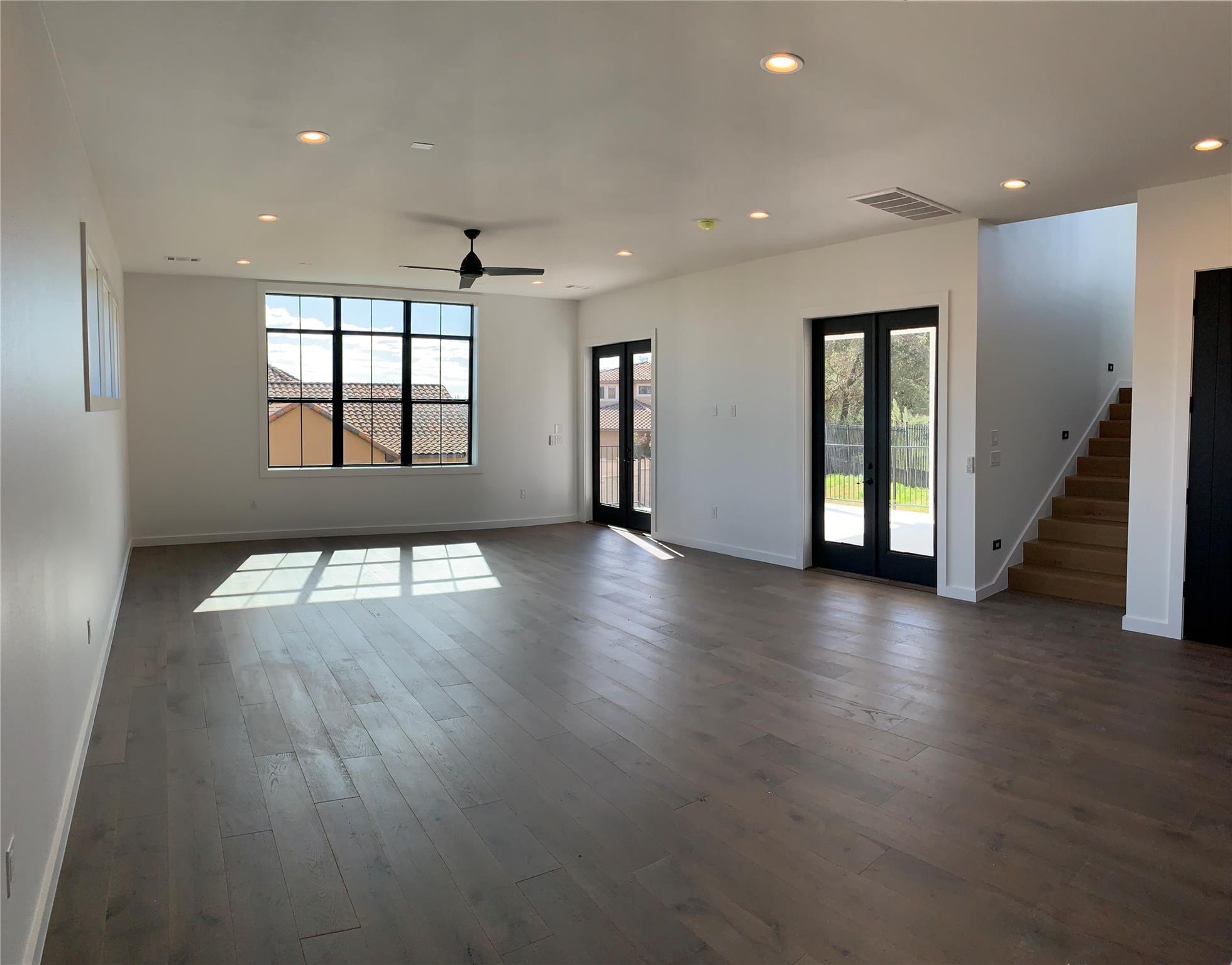 2909 Lawrence Dr, Austin, TX 78734