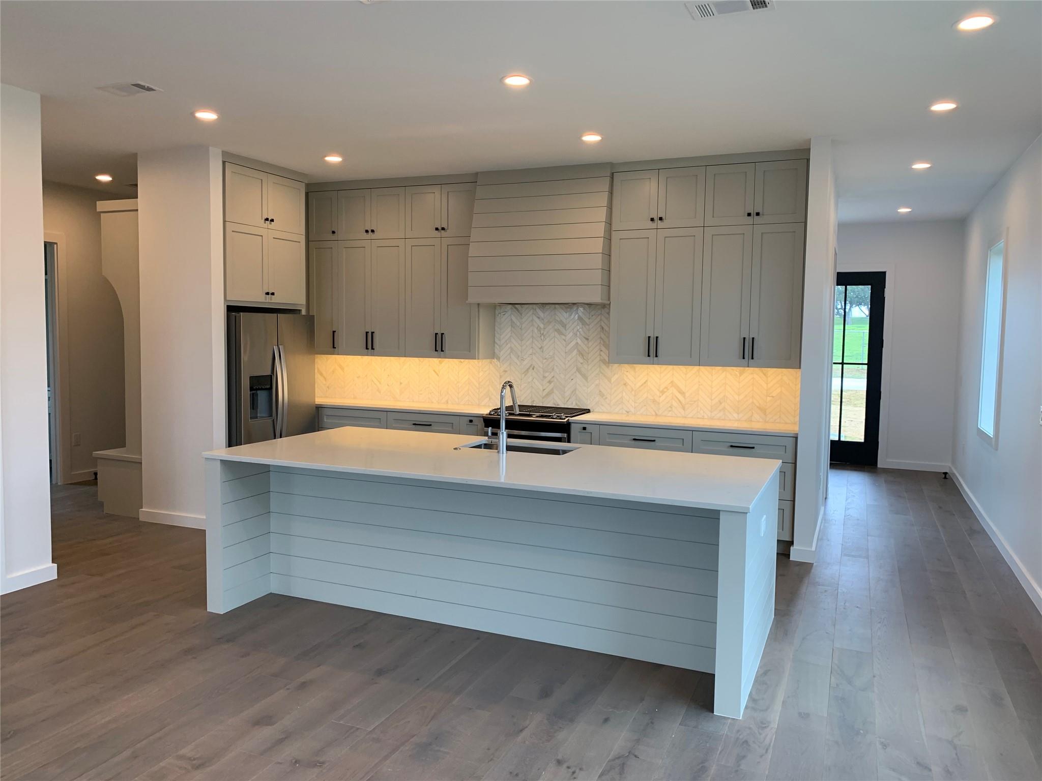 2909 Lawrence Dr, Austin, TX 78734