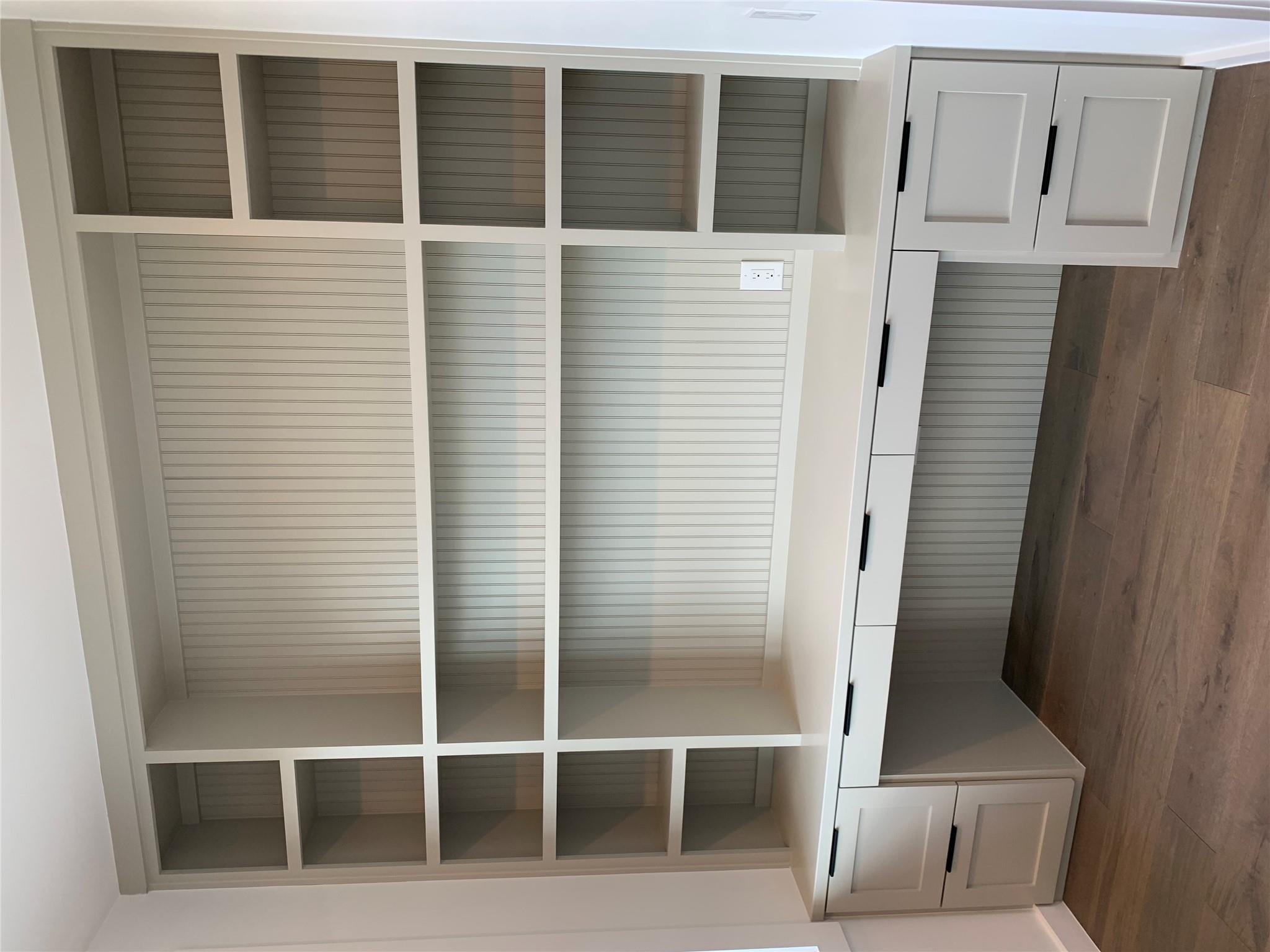 2909 Lawrence Dr, Austin, TX 78734