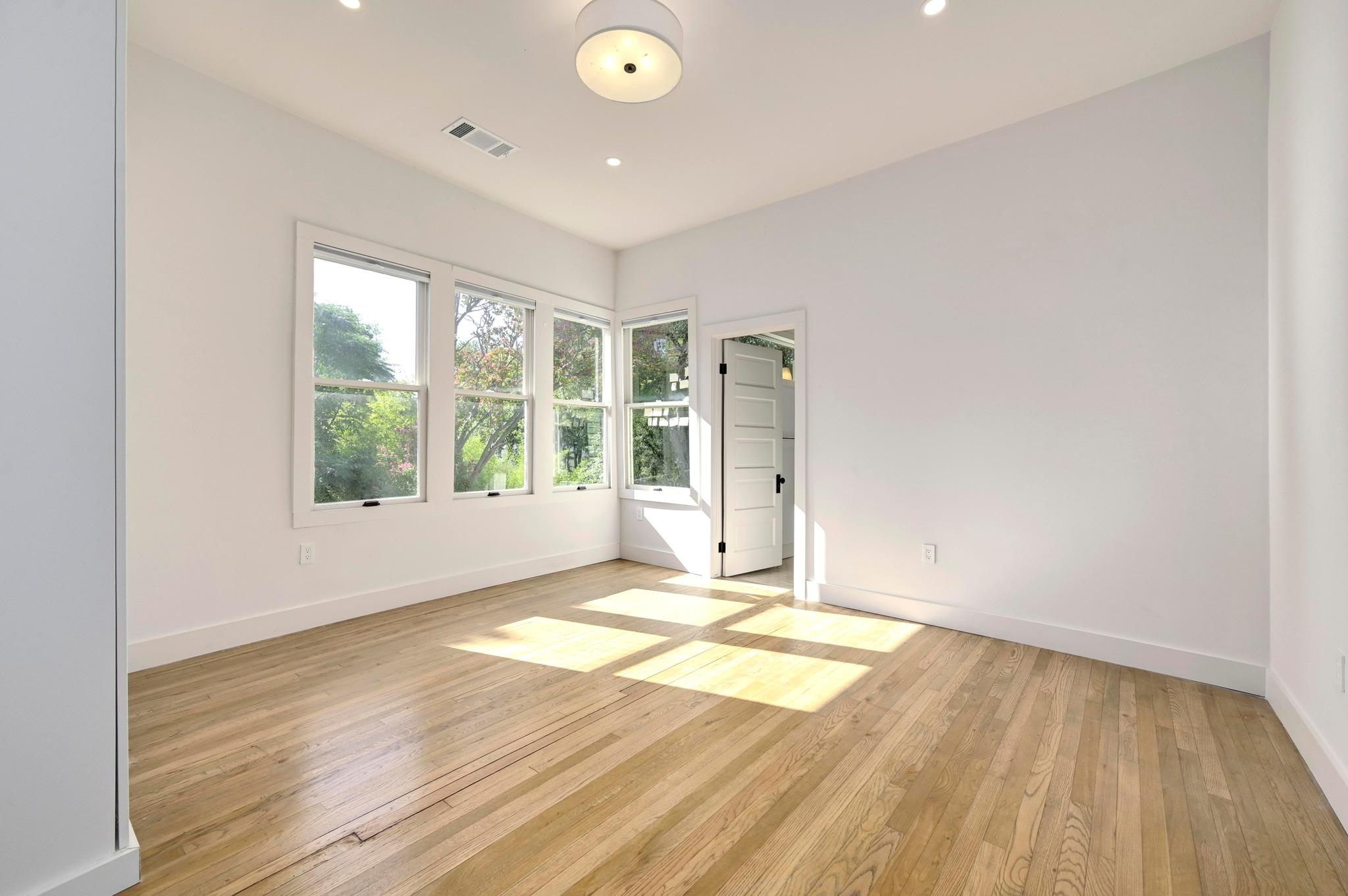 1603 Taylor Gaines St, Austin, TX 78741