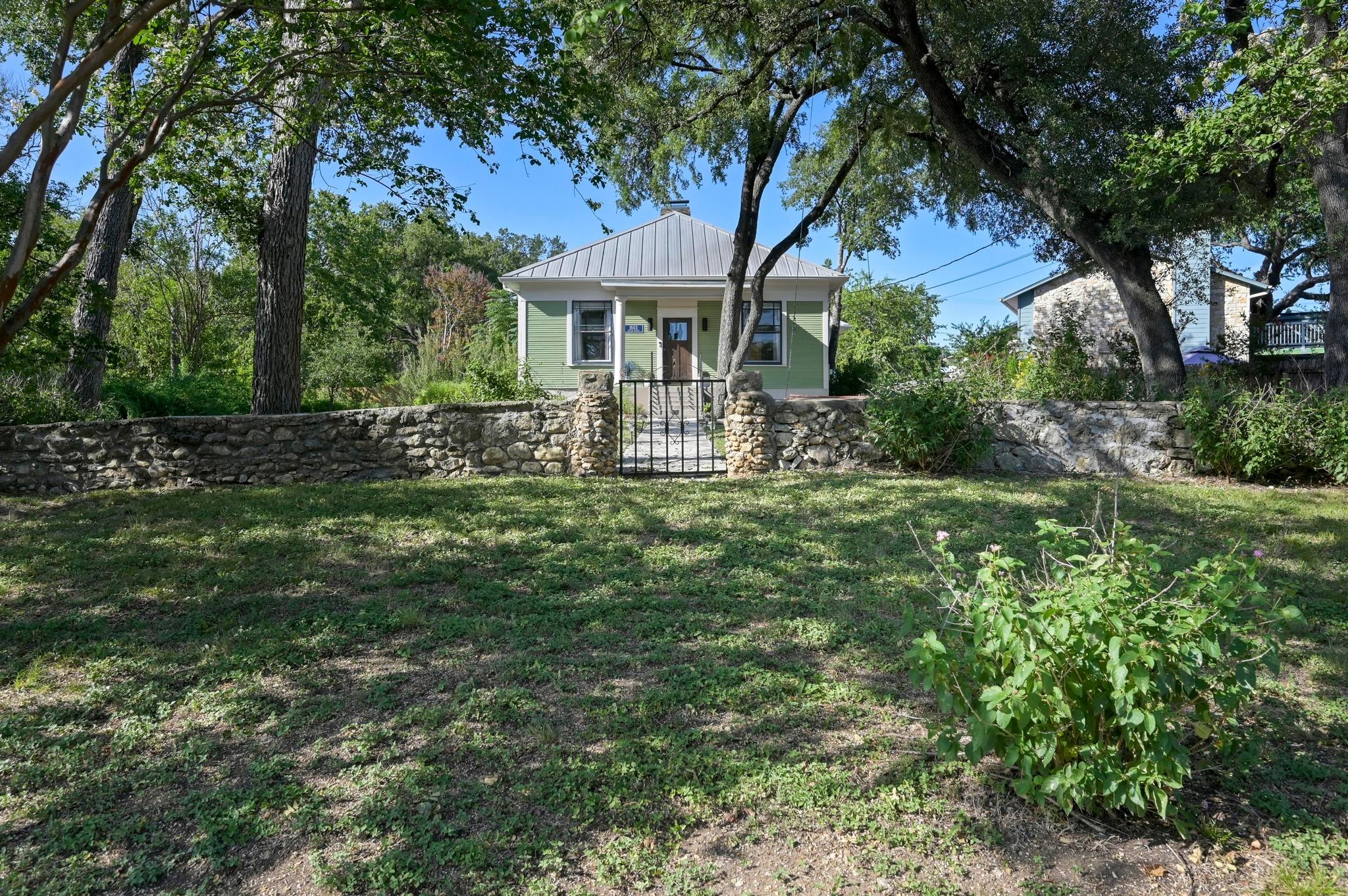 1603 Taylor Gaines St, Austin, TX 78741
