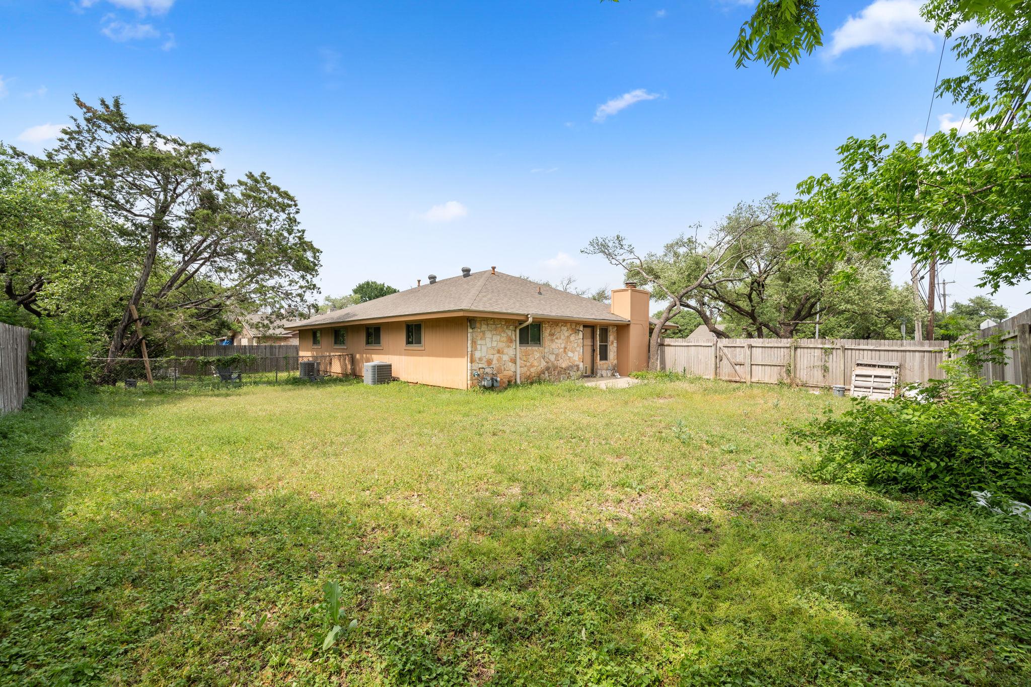 101 Norwood St # A, Georgetown, TX 78628