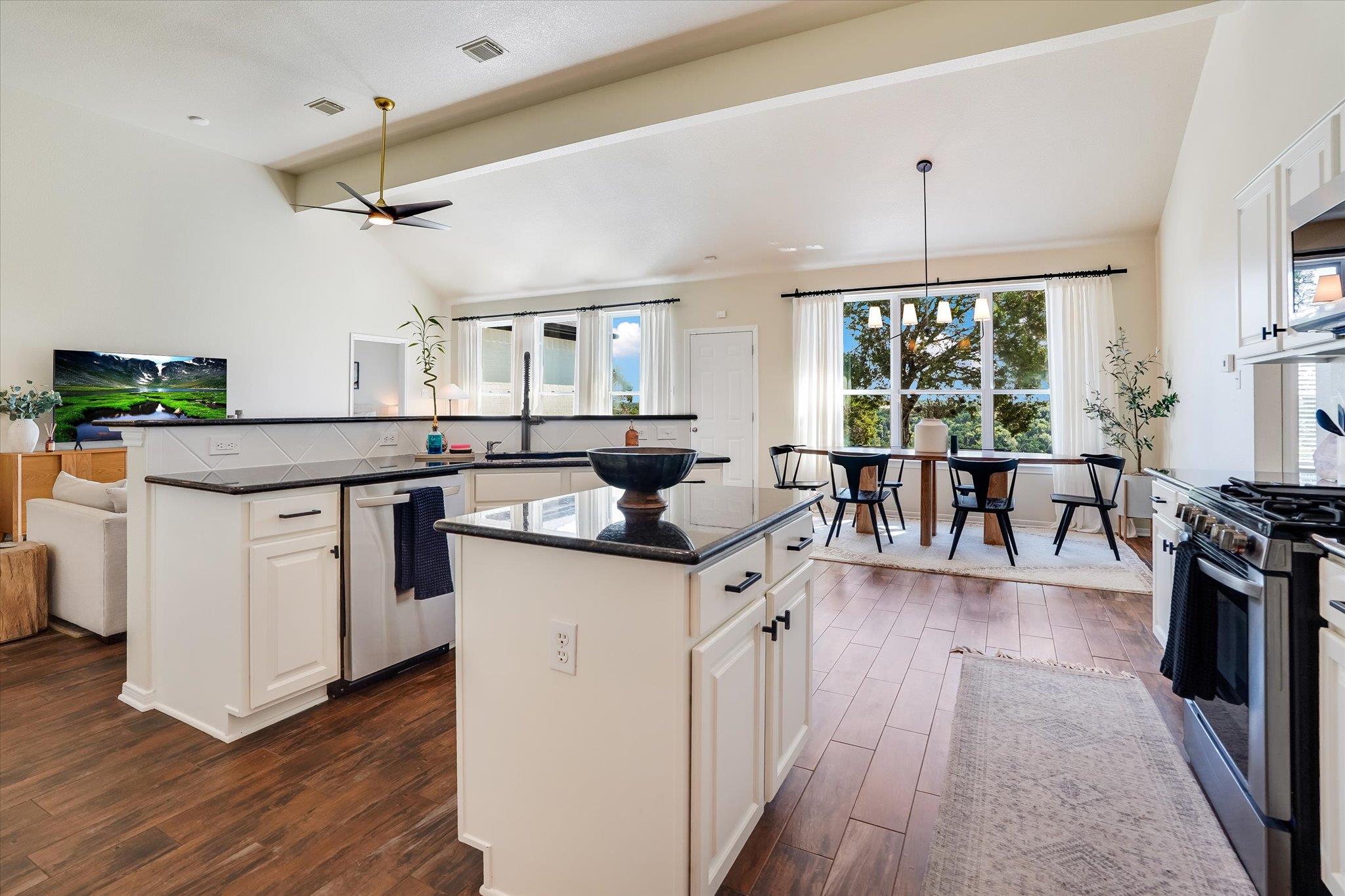 13201 N Ridge Cir, Leander, TX 78641