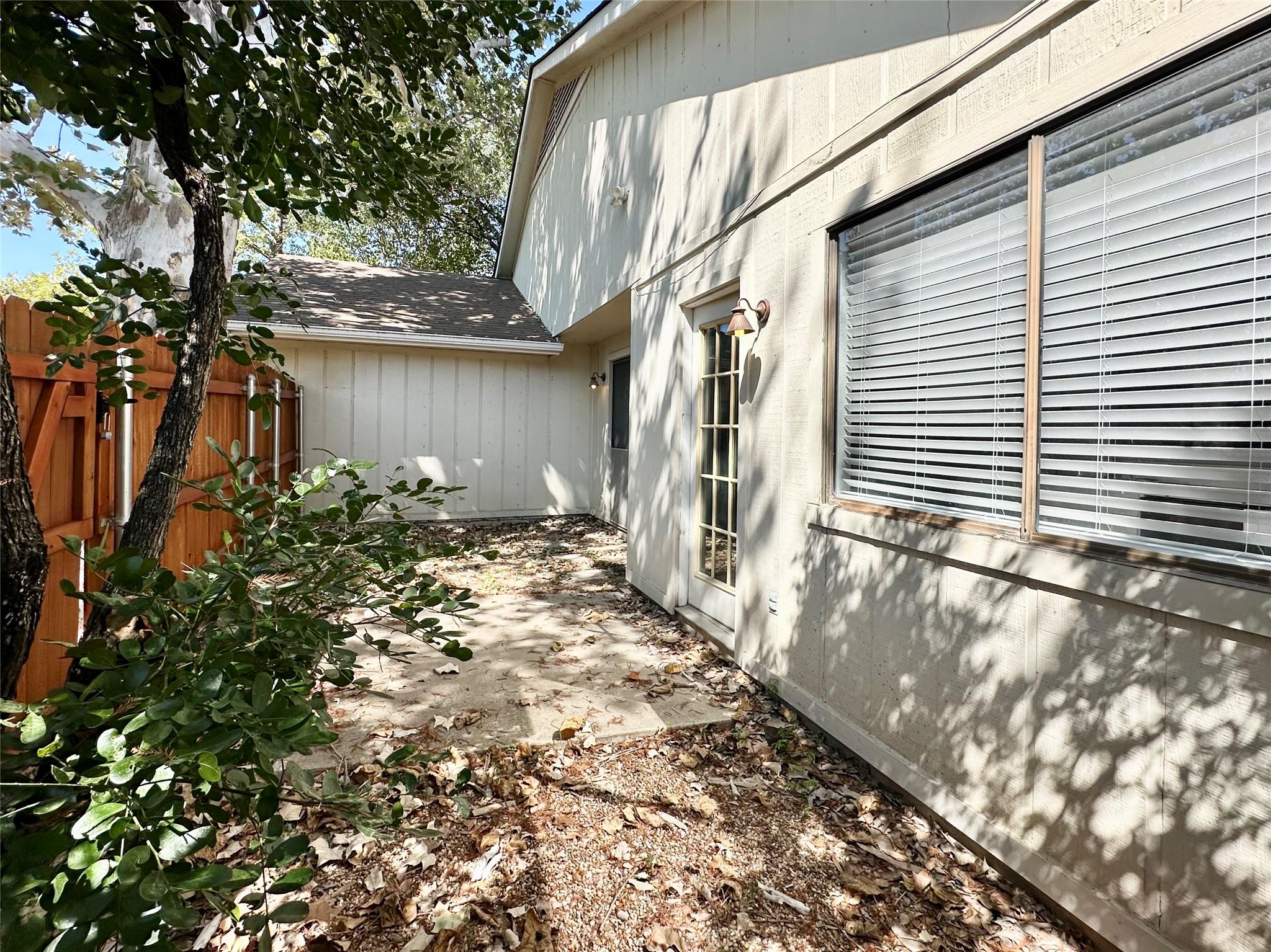 1003 Markham Ln # B, Austin, TX 78753