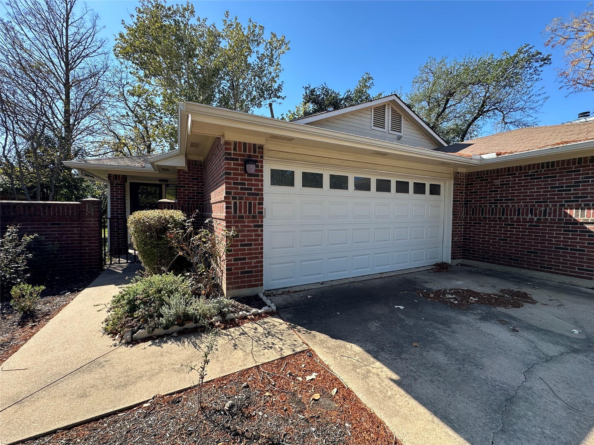 1003 Markham Ln # B, Austin, TX 78753