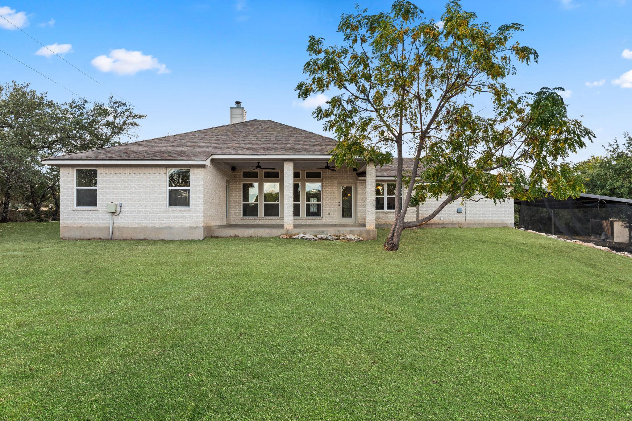 2201 Improver Rd, Spicewood, TX 78669