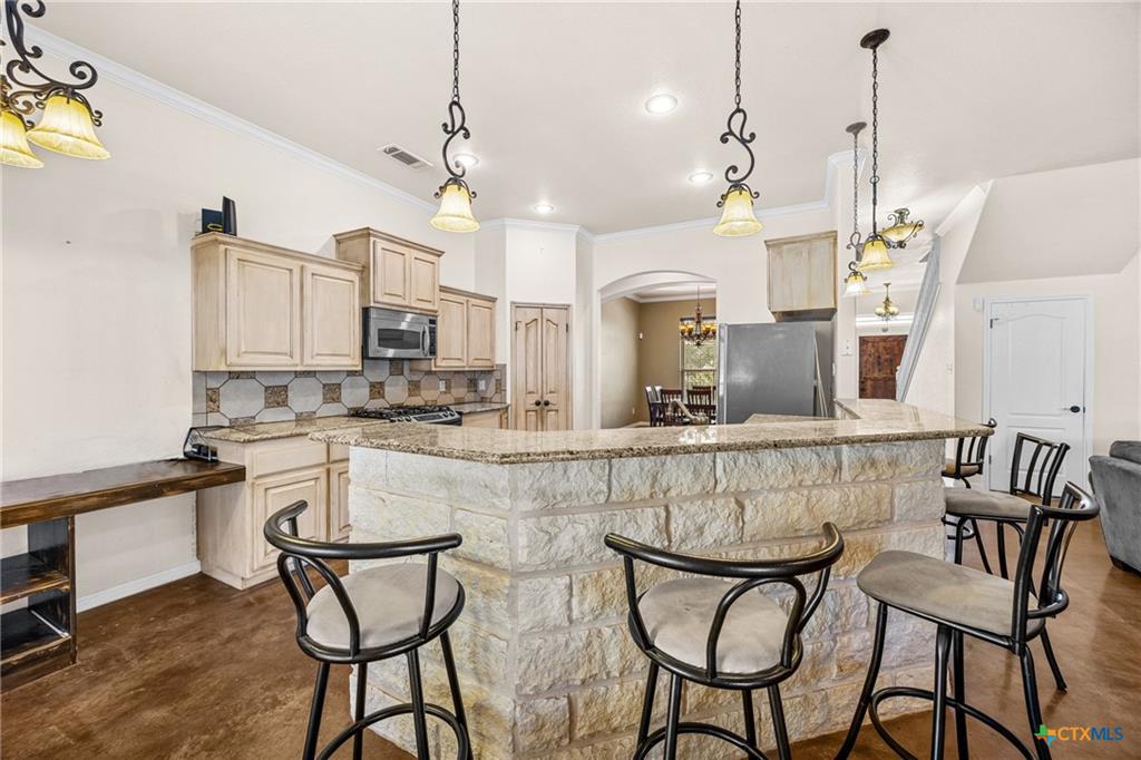 3917 Walden Creek Xing, Harker Heights, TX 76548