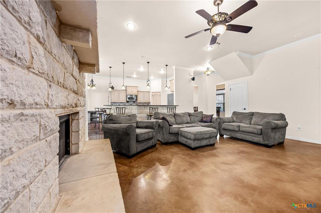 3917 Walden Creek Xing, Harker Heights, TX 76548