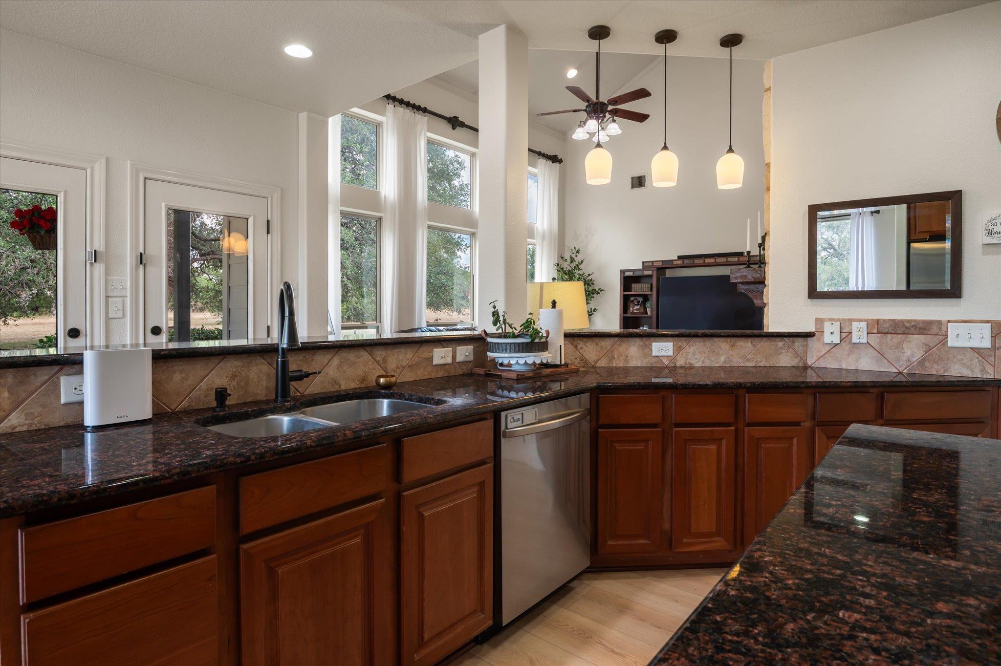 13017 County Road 108, Burnet, TX 76550