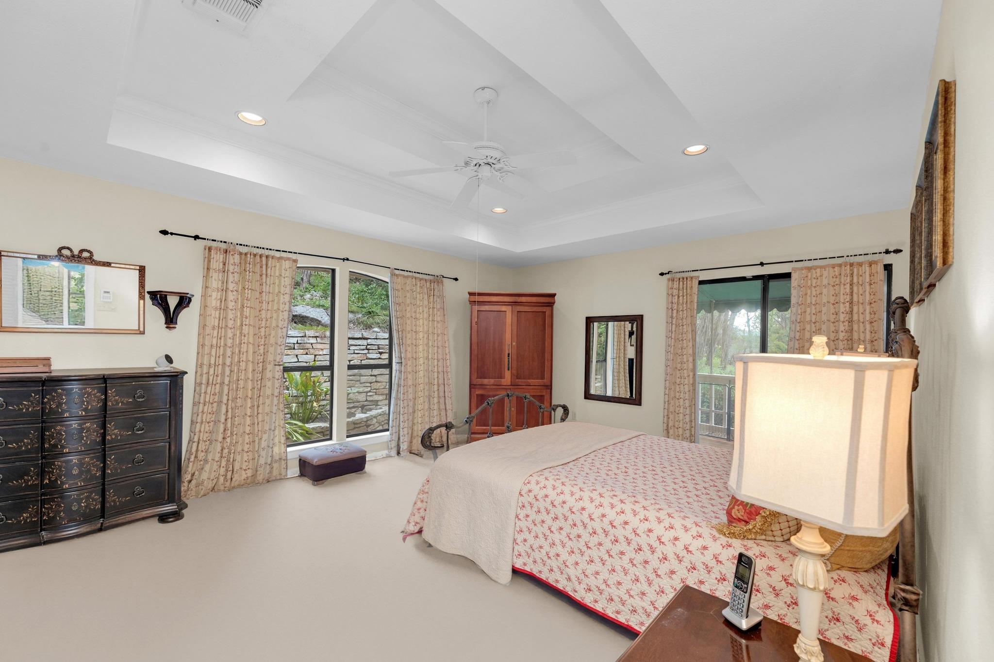 105 Tamarac Ct, Lakeway, TX 78734