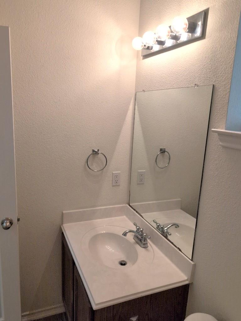 12000 Dunfries Ln, Austin, TX 78754