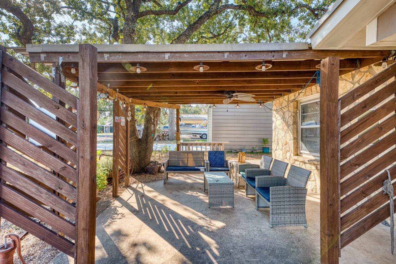 403 South Drive, Kingsland, TX 78639