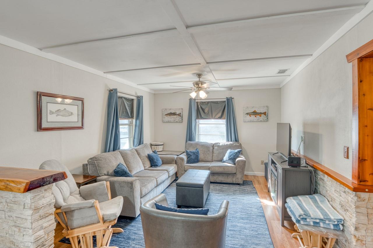 403 South Drive, Kingsland, TX 78639