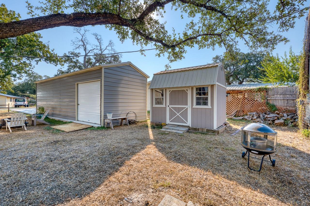 403 South Drive, Kingsland, TX 78639