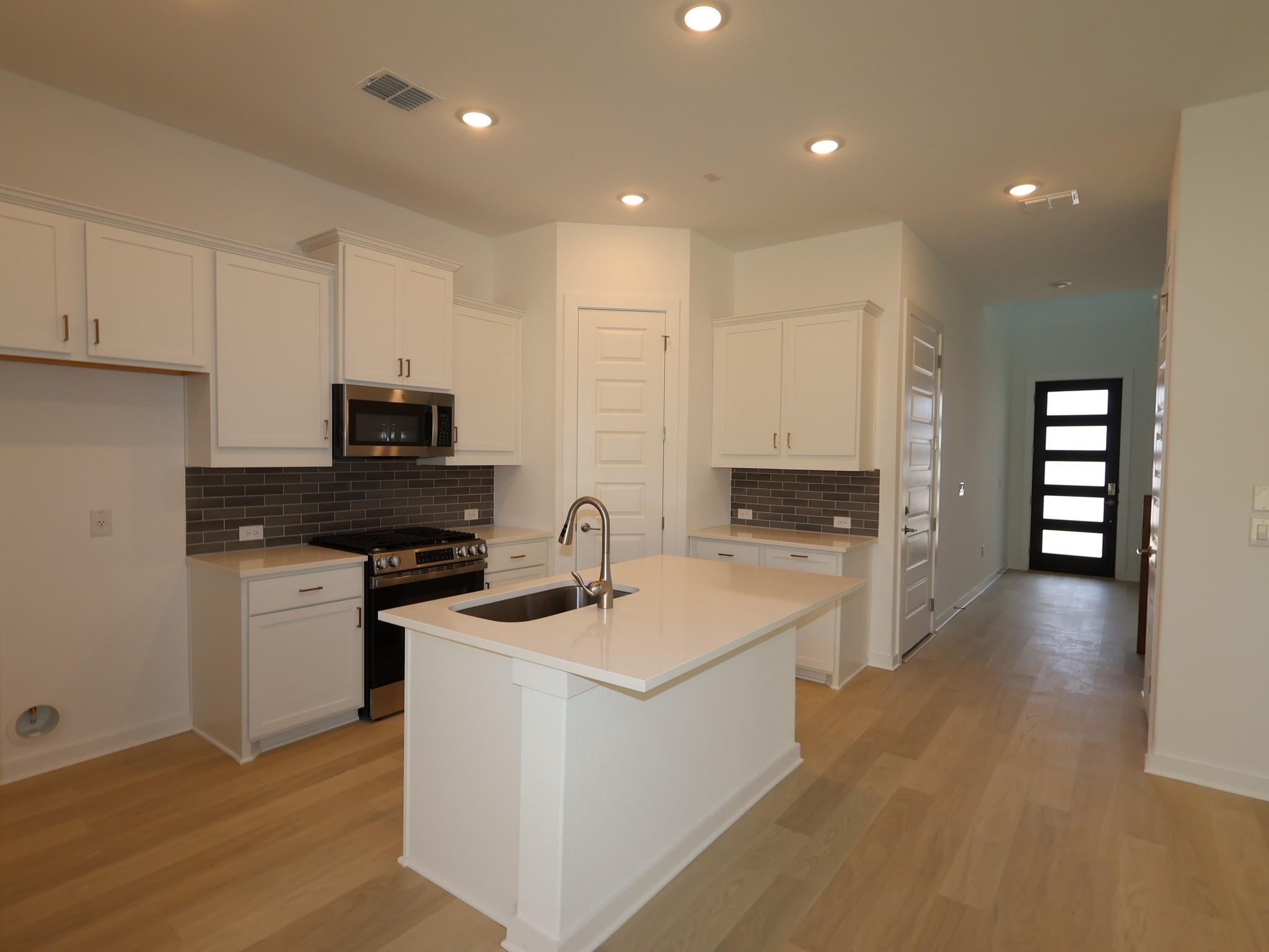 804 Boise Dr, Leander, TX 78641