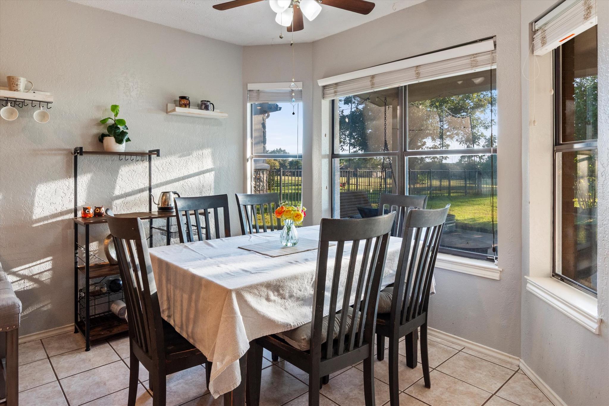 421 Saint Andrews St, Meadowlakes, TX 78654