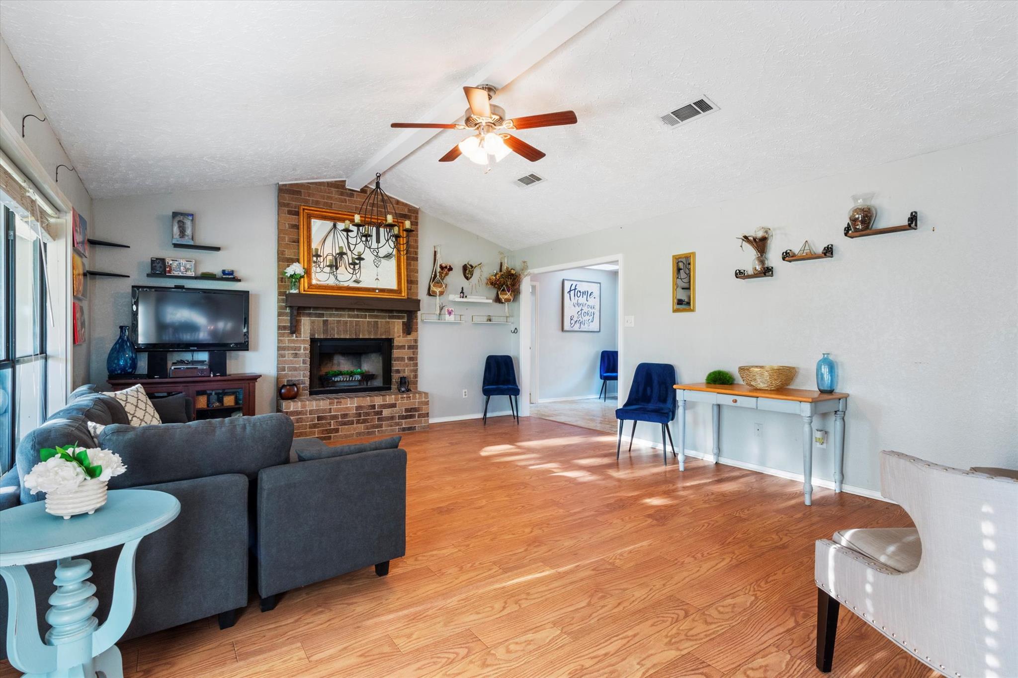 421 Saint Andrews St, Meadowlakes, TX 78654