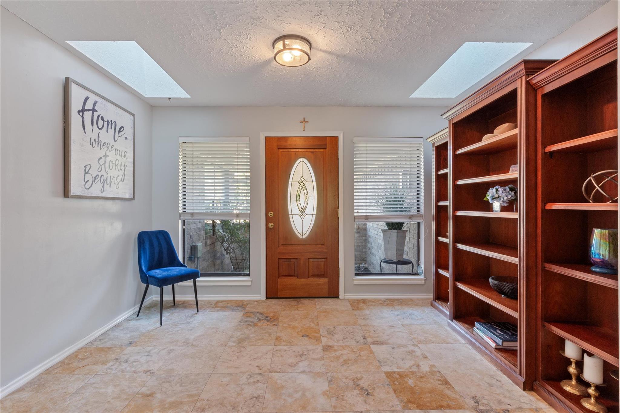 421 Saint Andrews St, Meadowlakes, TX 78654