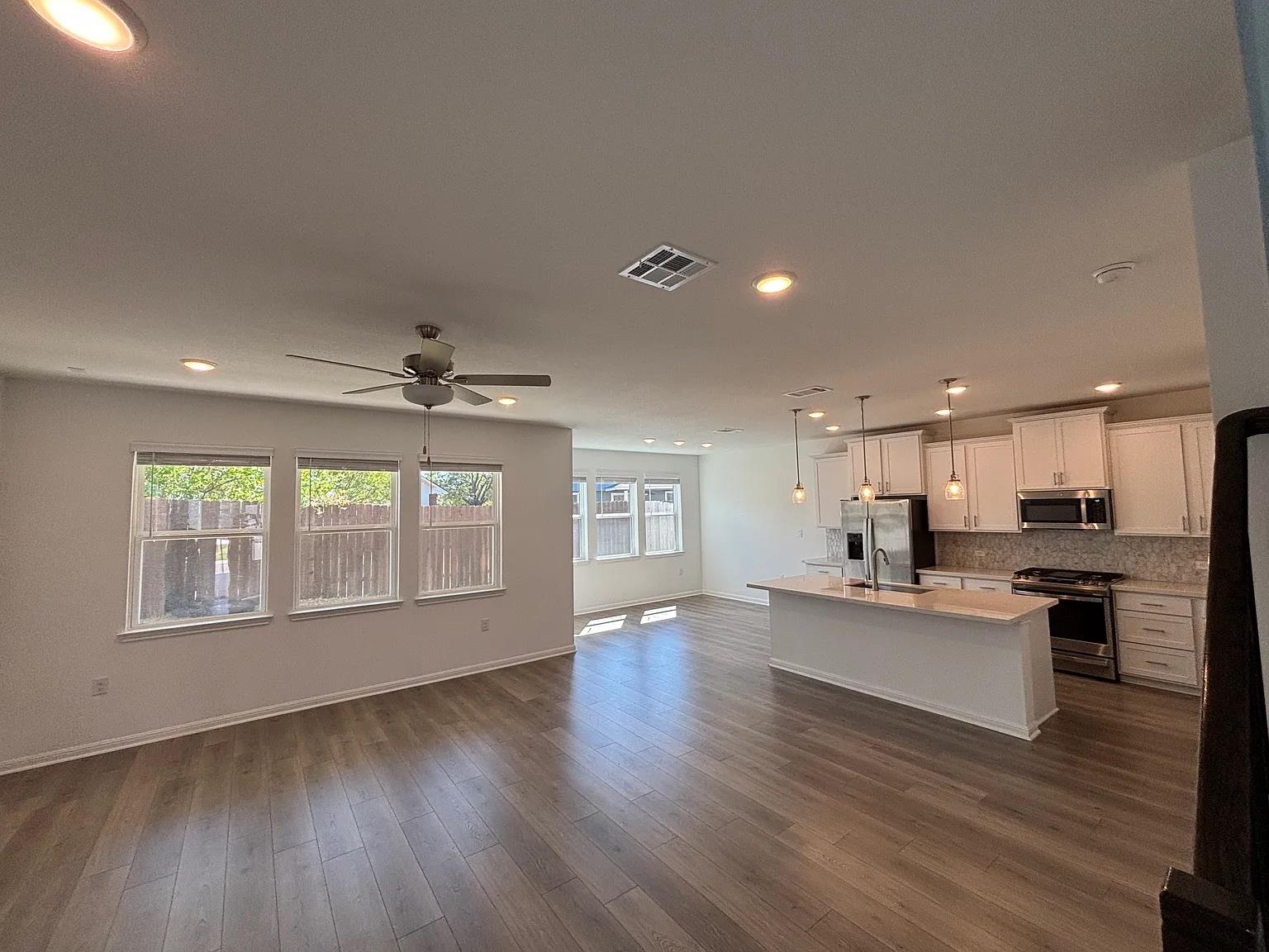 1611 Iberville Dr, Pflugerville, TX 78660