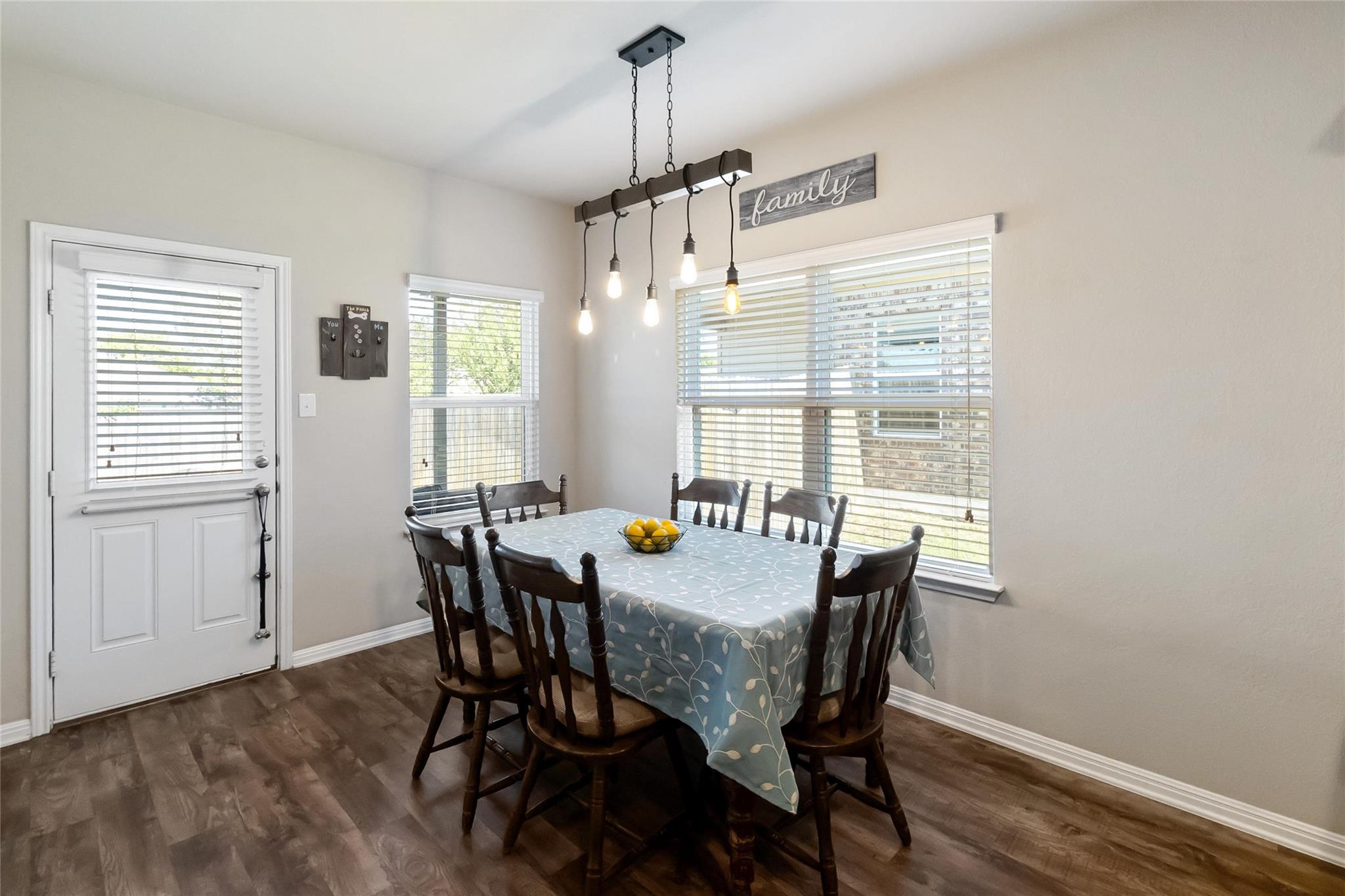 2020 Birkby Ct, Round Rock, TX 78664