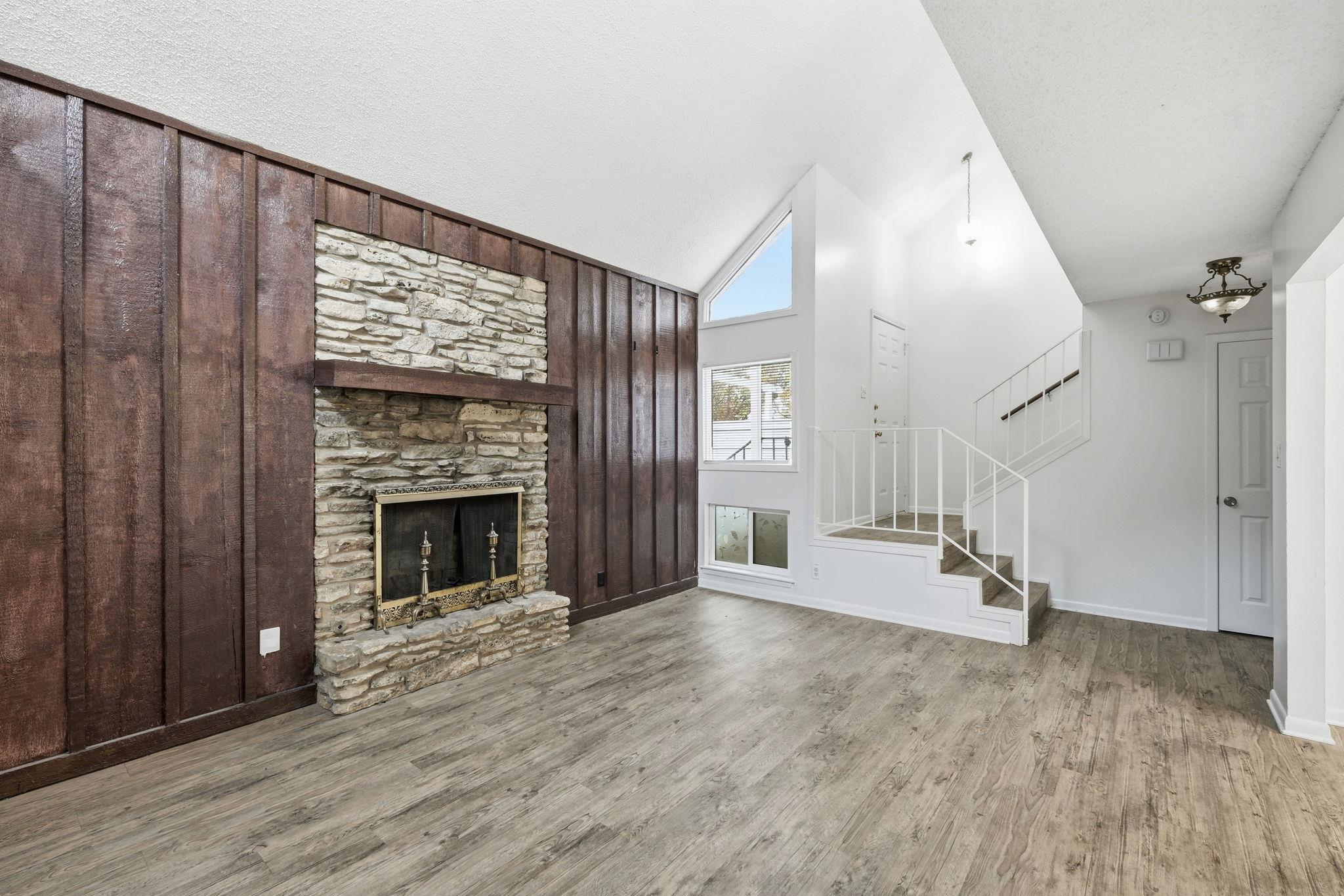 2711 Saint Edwards Cir # 1, Austin, TX 78704