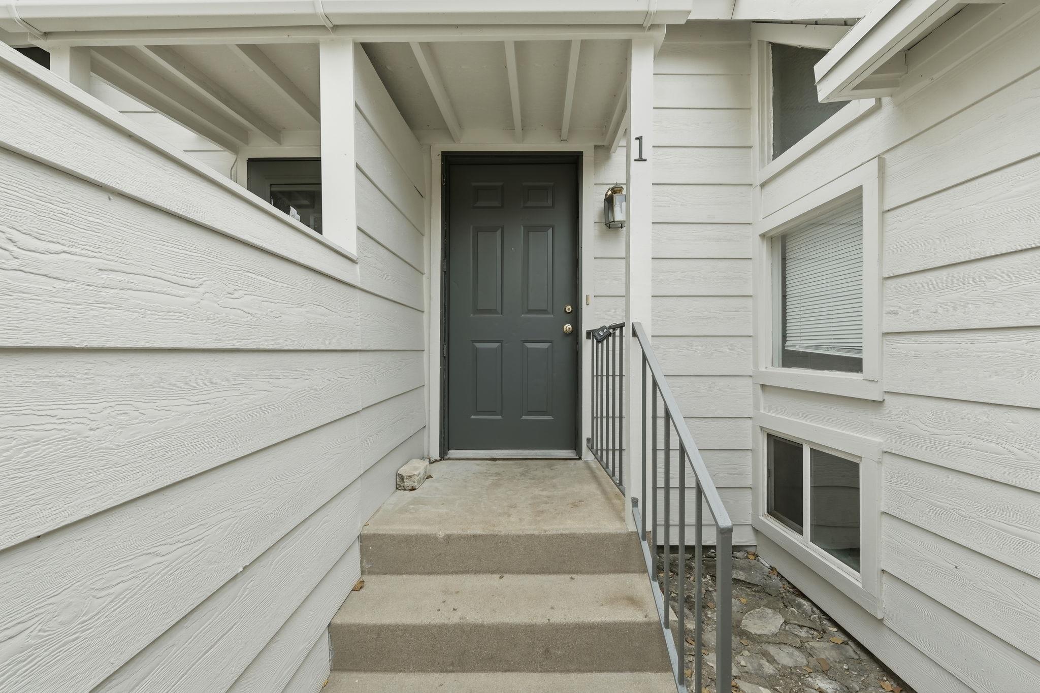 2711 Saint Edwards Cir # 1, Austin, TX 78704