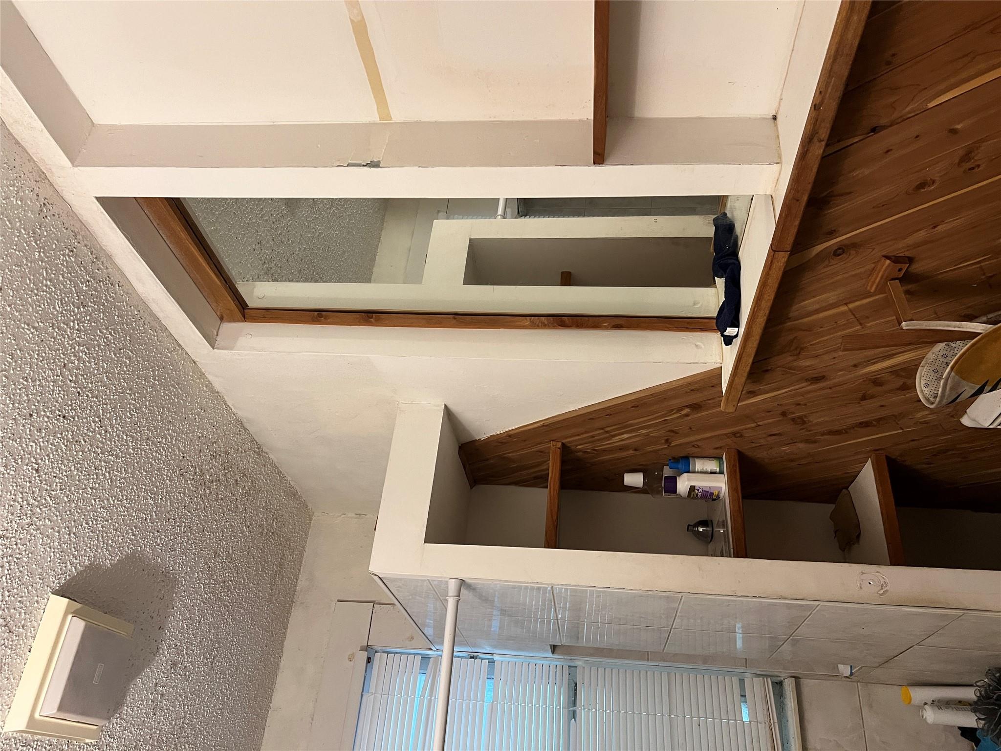 310 Smith Ln, San Marcos, TX 78666