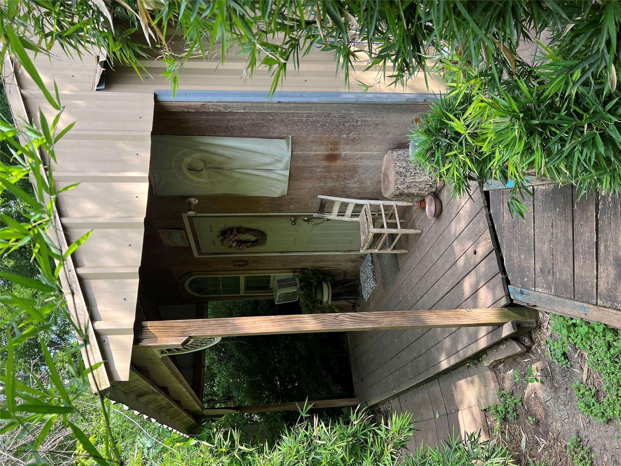 310 Smith Ln, San Marcos, TX 78666