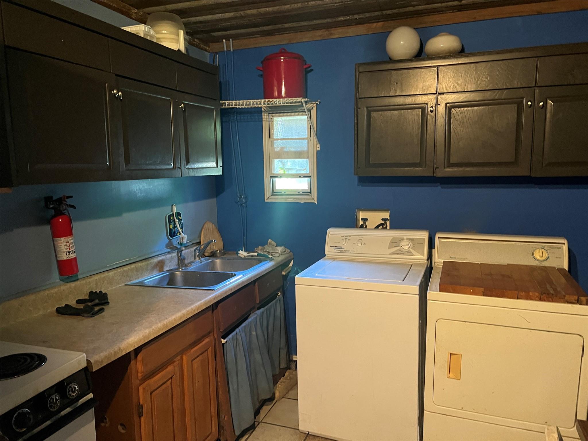 310 Smith Ln, San Marcos, TX 78666